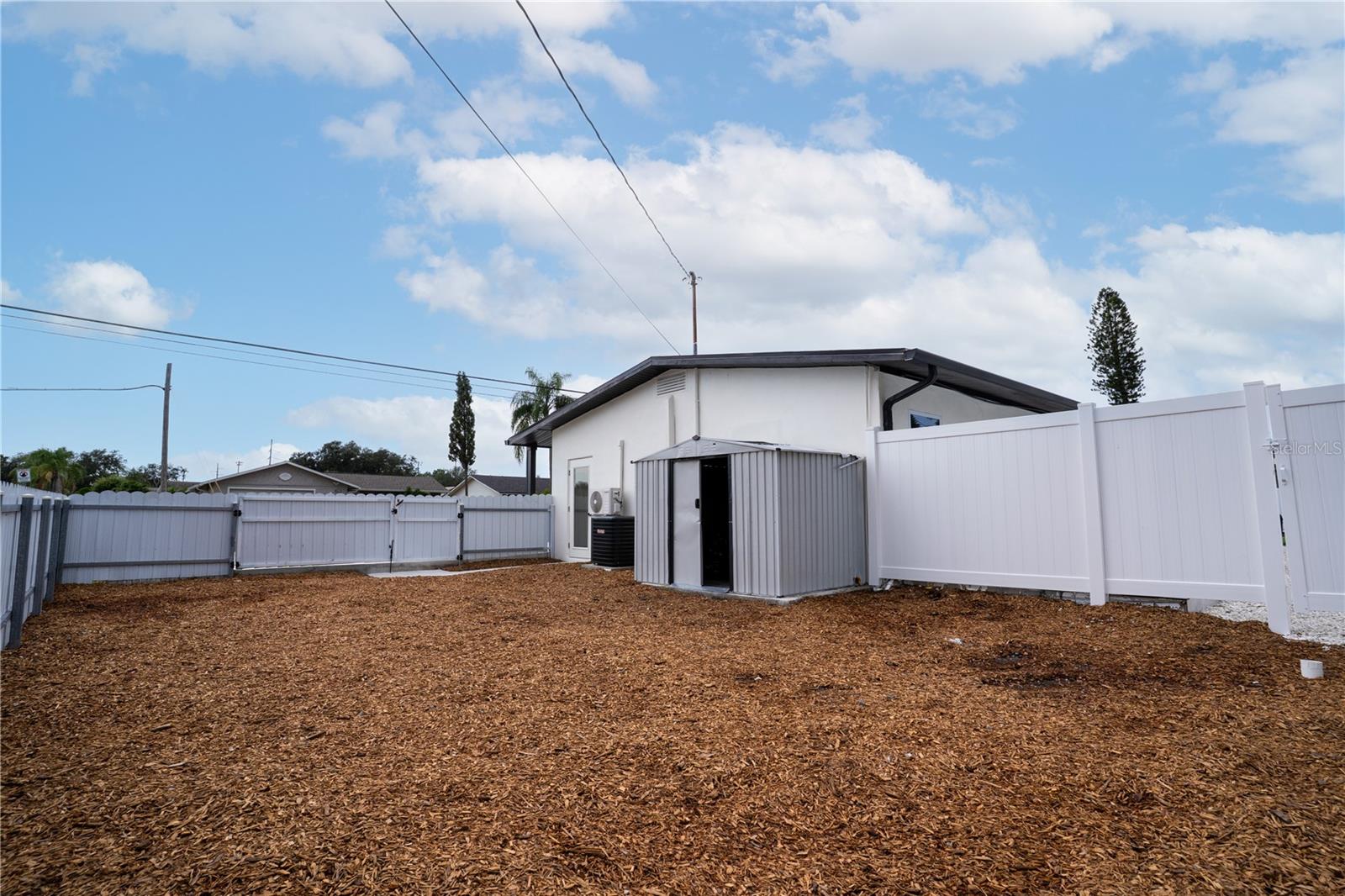 12425 RIDGE RD, LARGO, FL — photo 32