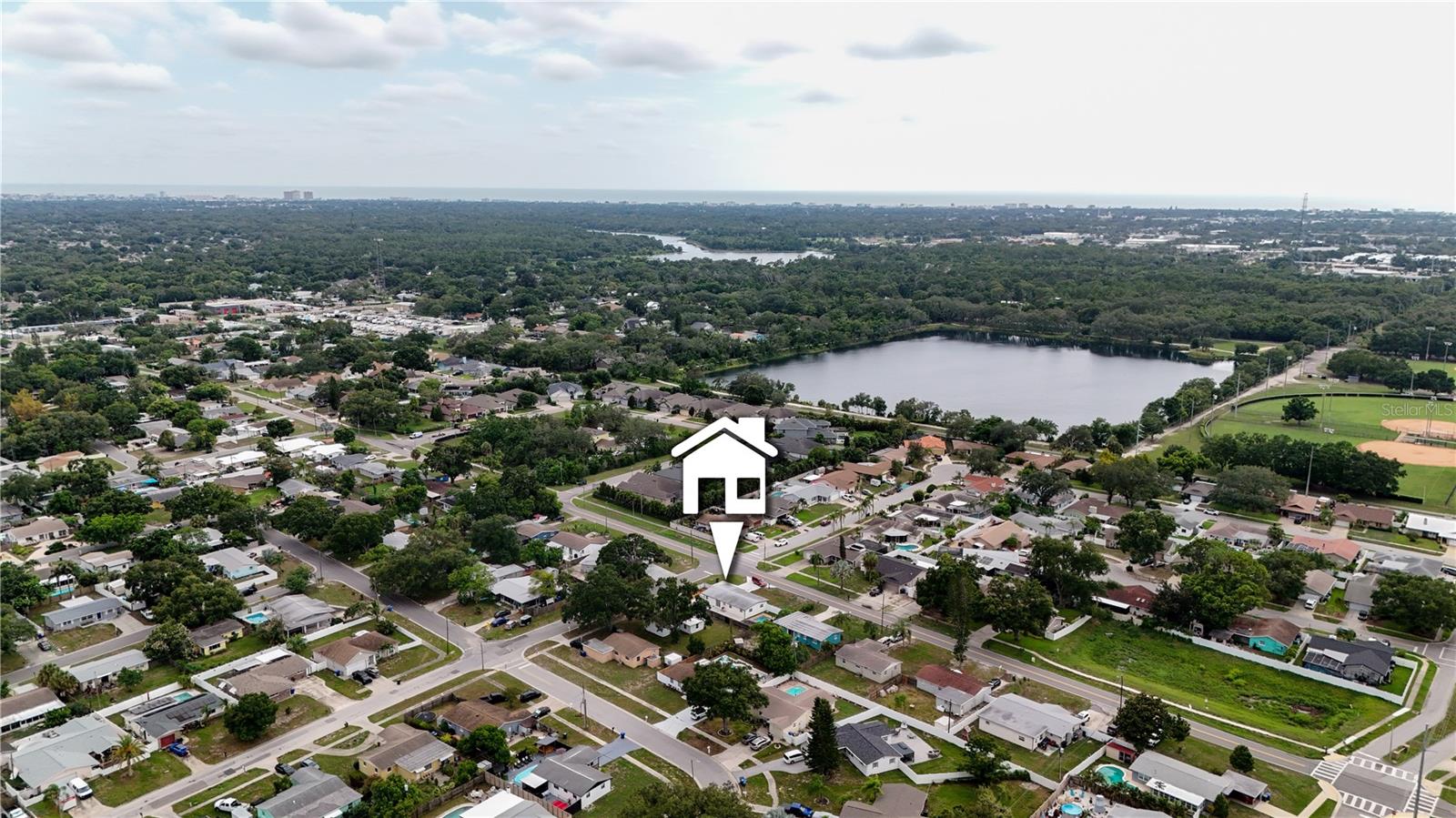 12425 RIDGE RD, LARGO, FL — photo 38