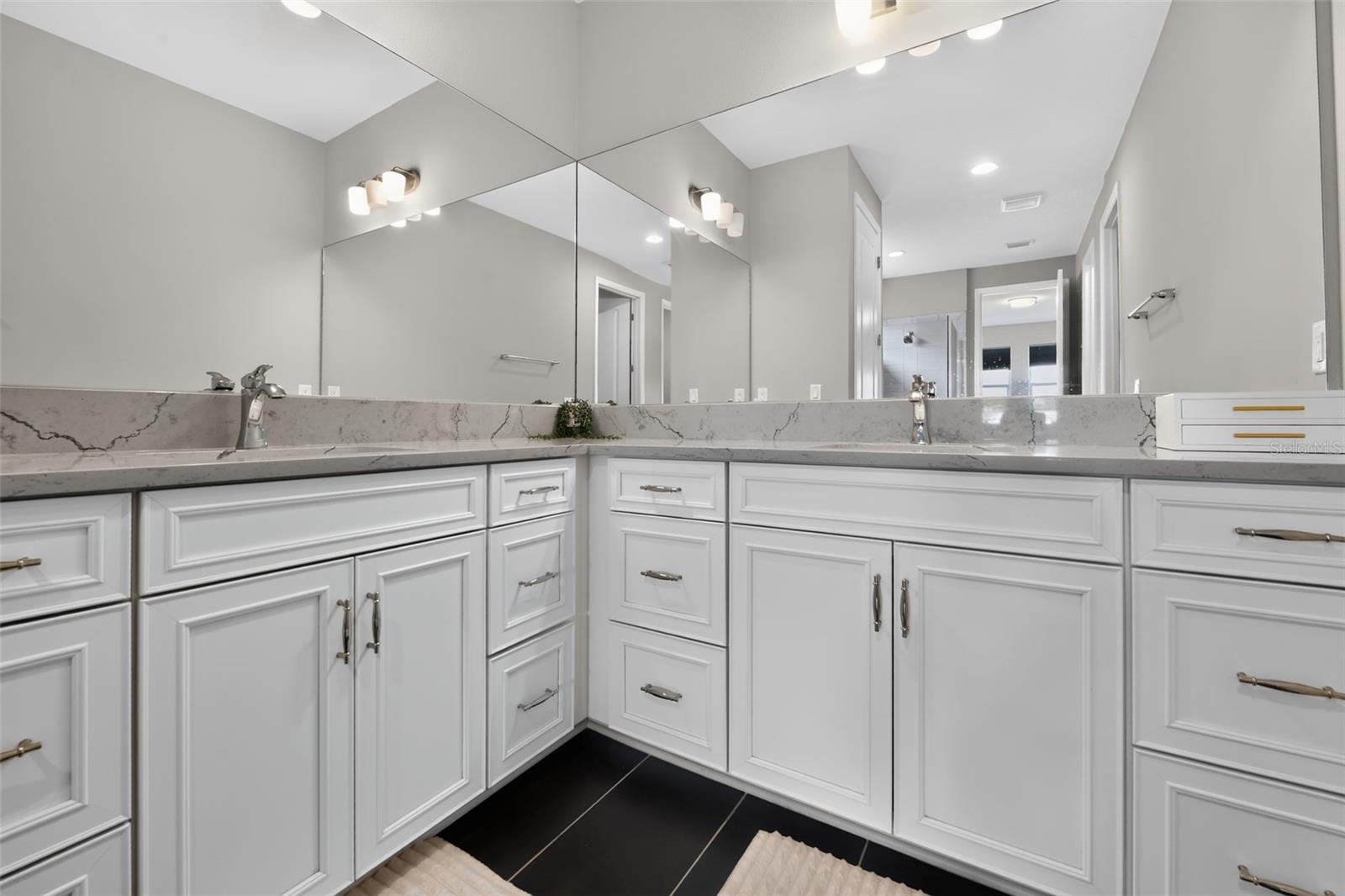 3663 QUIET DR, SARASOTA, FL — photo 28