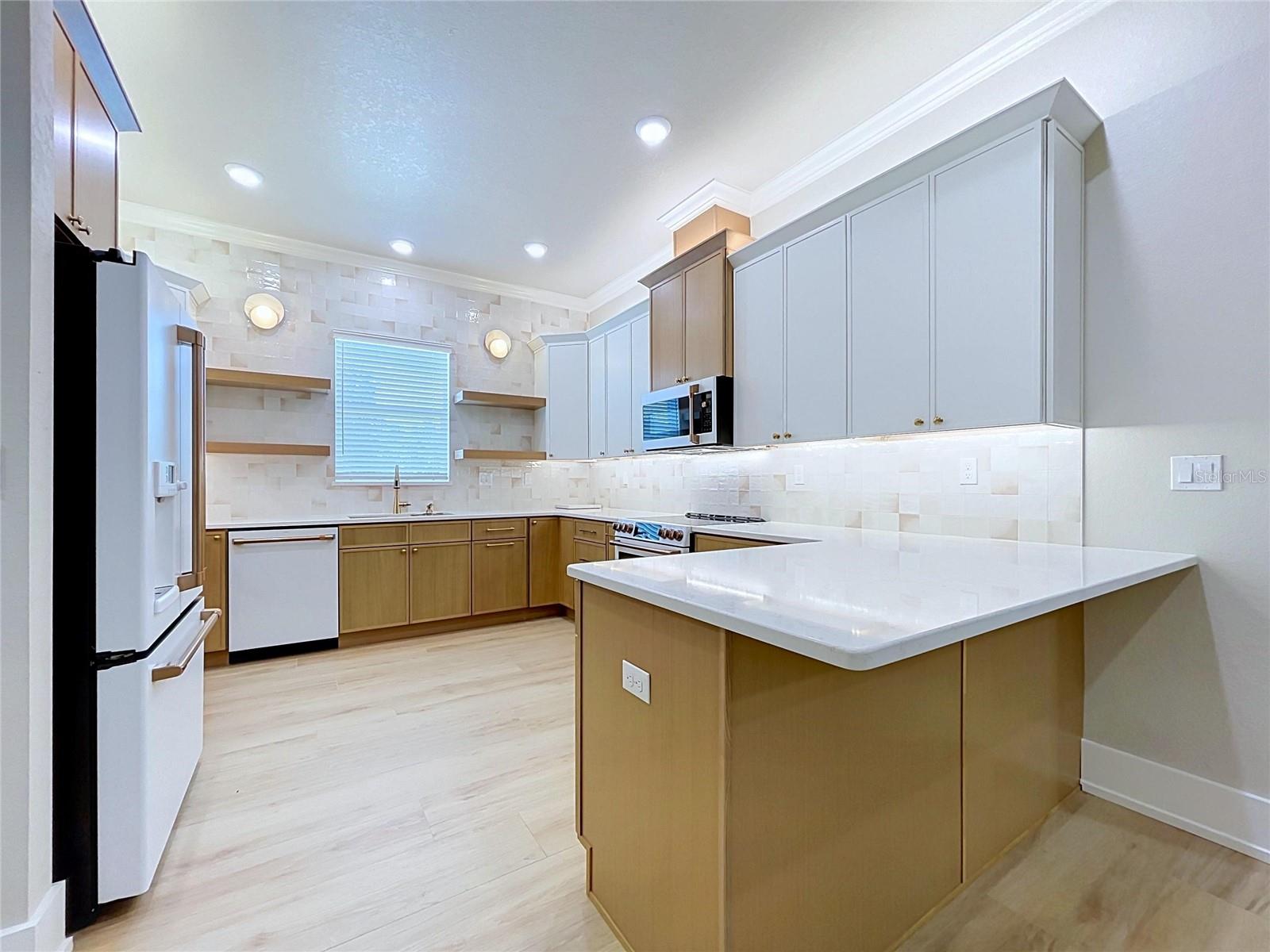 8308 GIBSON OAKS DR, LAKELAND, FL — photo 15