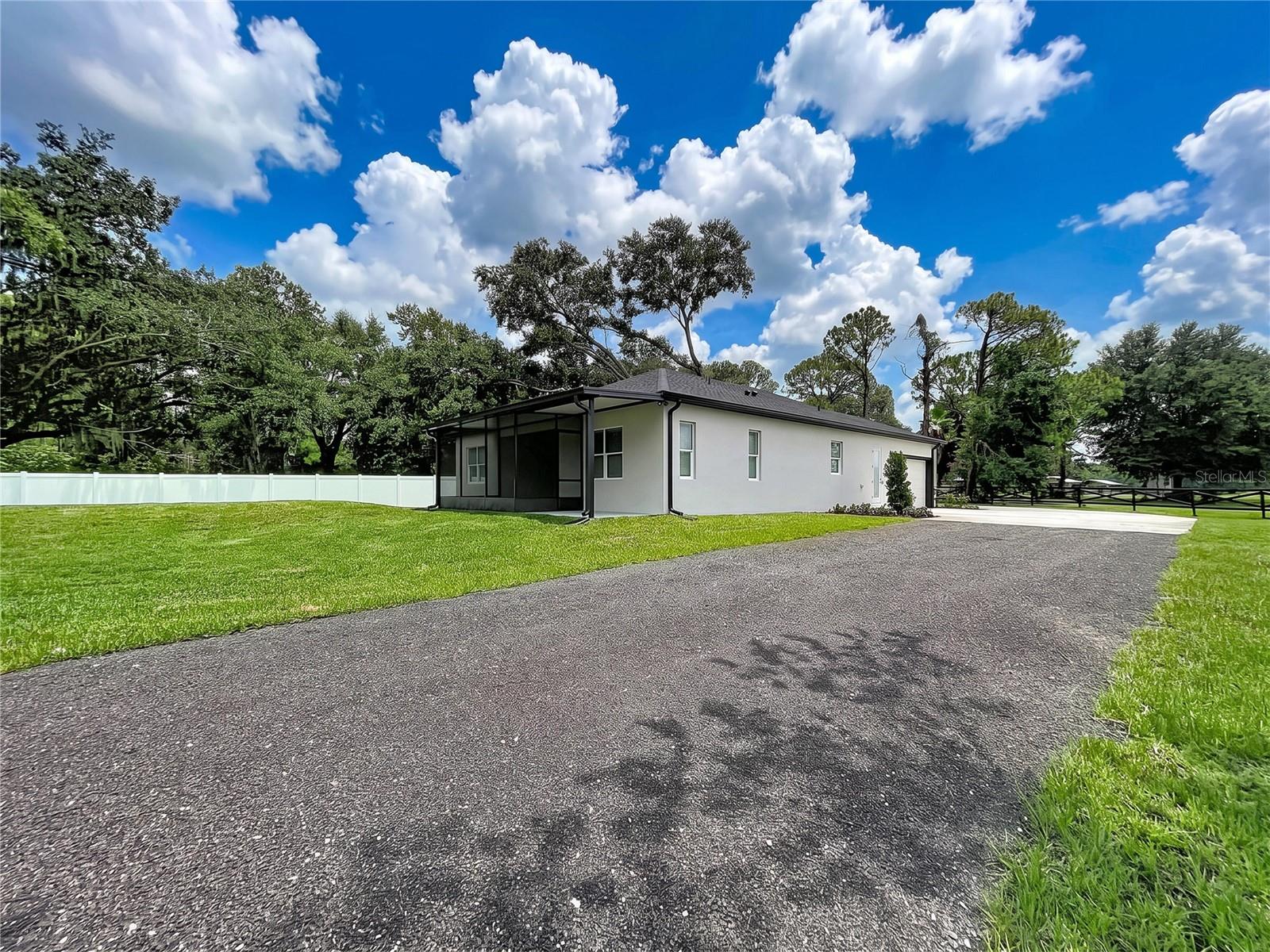 8308 GIBSON OAKS DR, LAKELAND, FL — photo 35