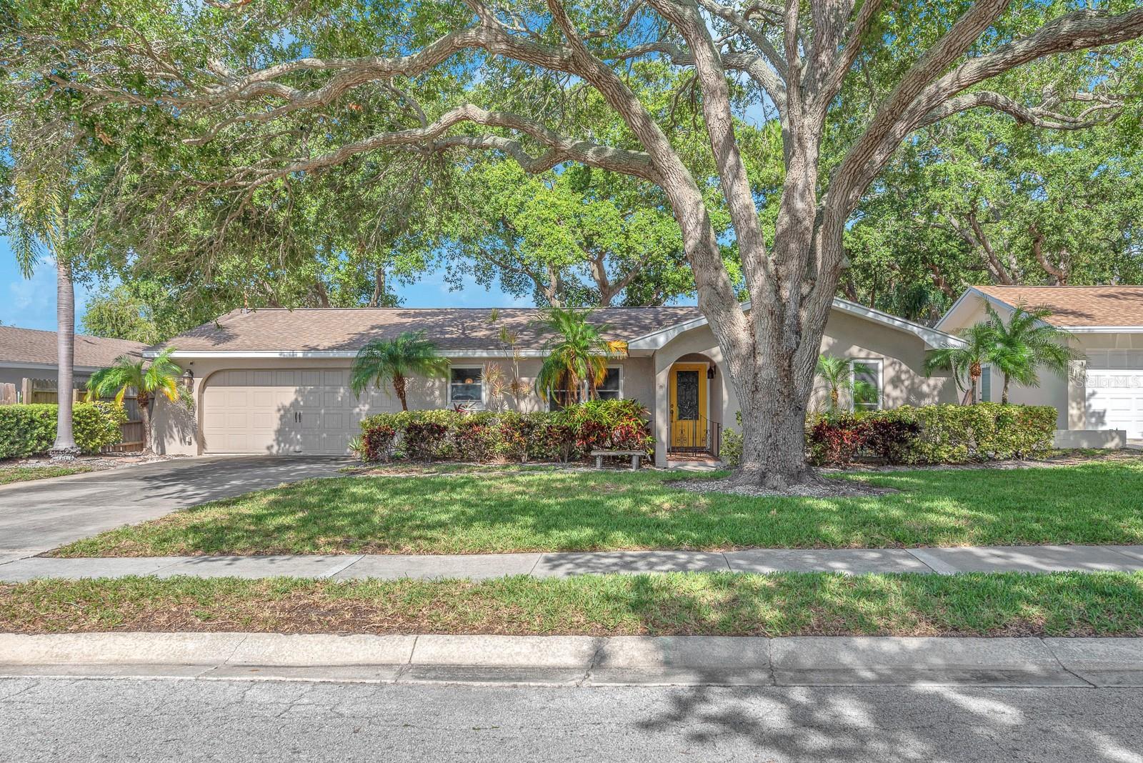 11081 143RD ST, LARGO, FL