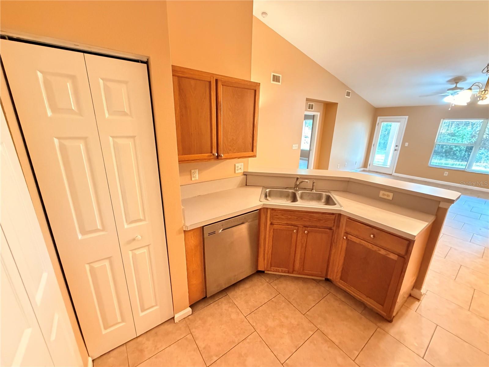 24 RYALL LN, PALM COAST, FL — photo 6