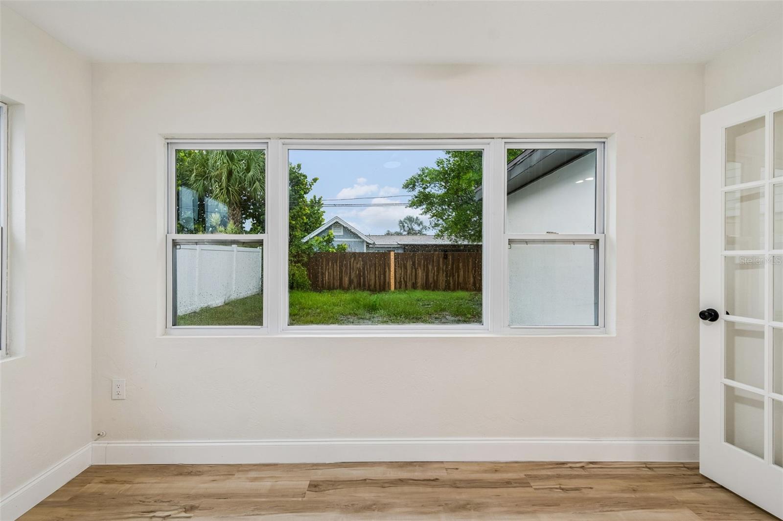 6781 33RD AVE N, ST PETERSBURG, FL — photo 31