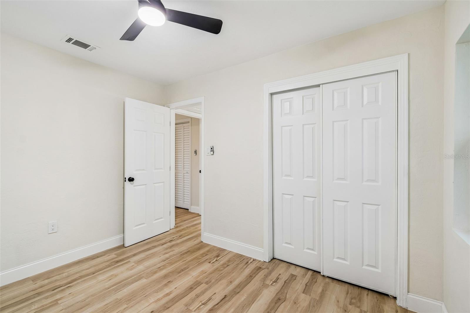6781 33RD AVE N, ST PETERSBURG, FL — photo 41