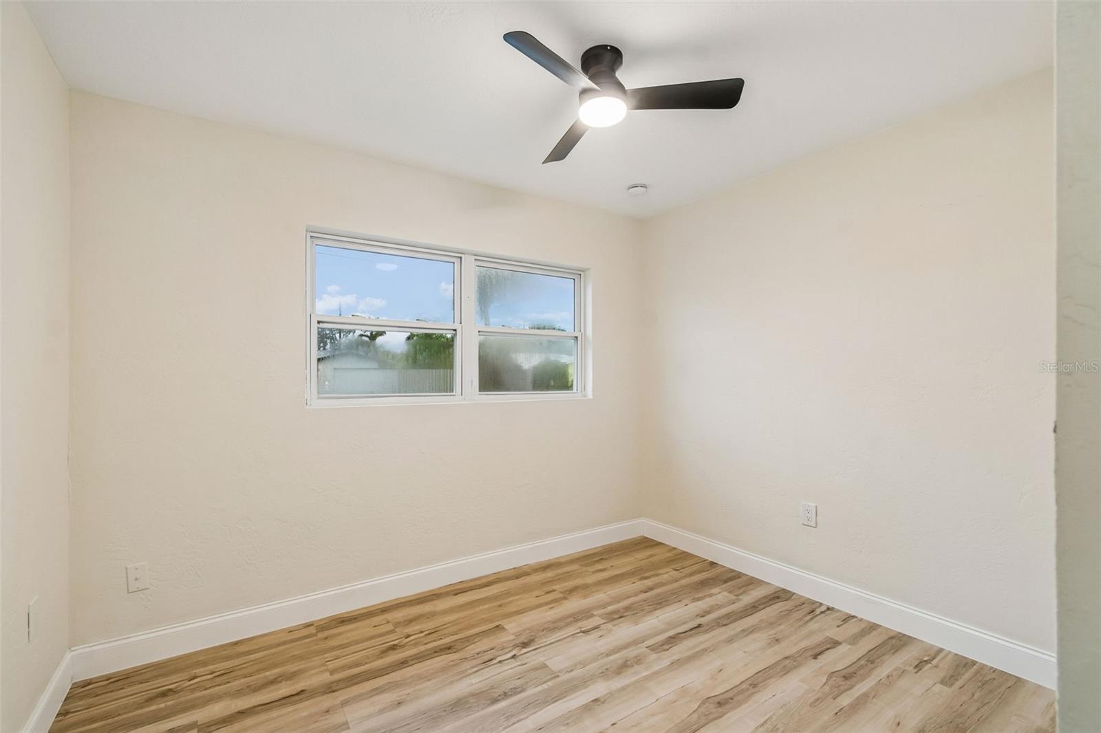 6781 33RD AVE N, ST PETERSBURG, FL — photo 43