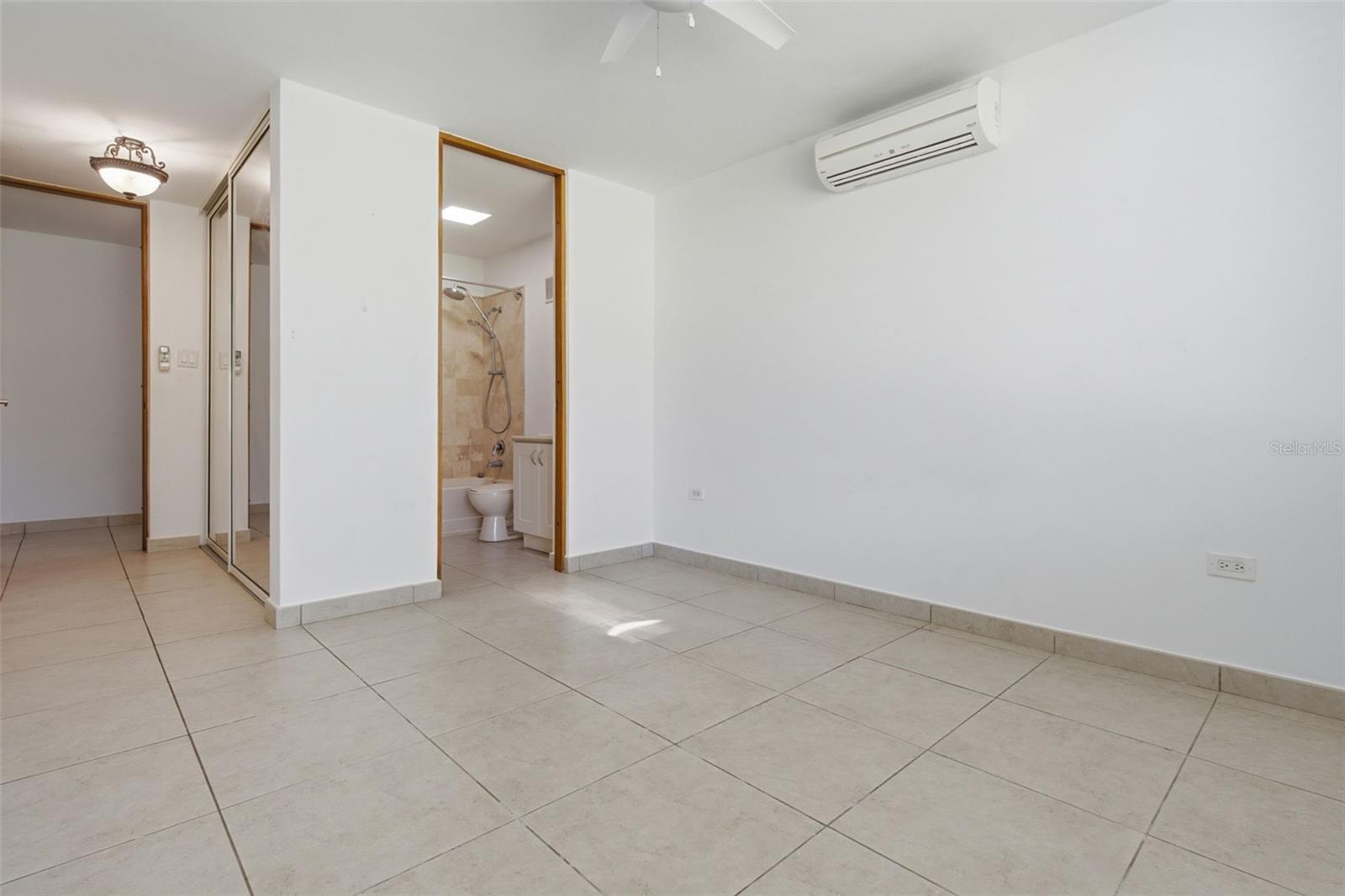 451 CAMINO GUAJATACA, DORADO, PR — photo 26