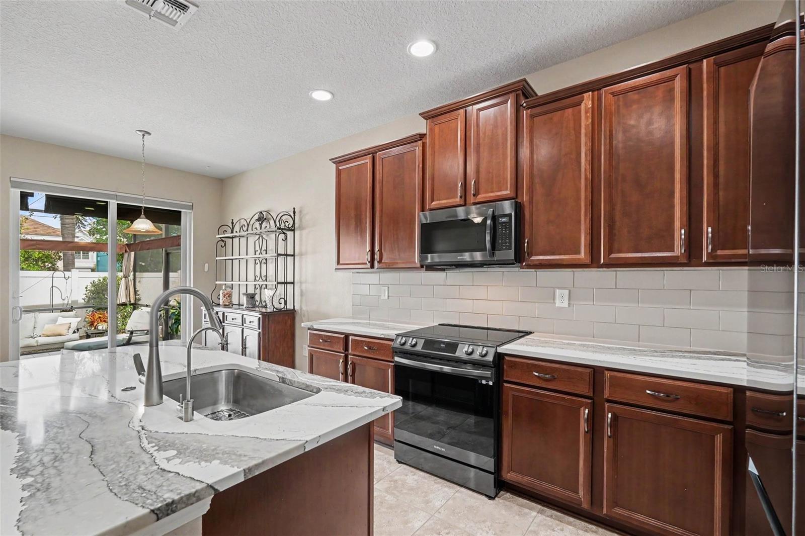 7703 S SPARKMAN ST, TAMPA, FL — photo 11