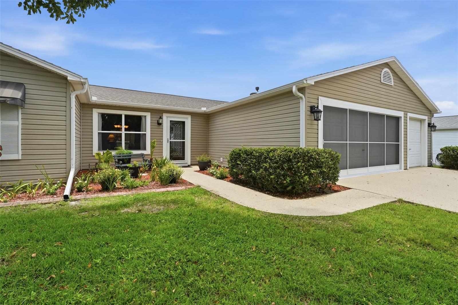 1602 MALACARA LN, THE VILLAGES, FL — photo 3