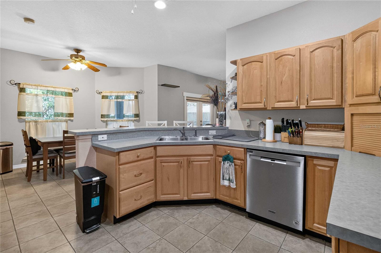 1260 PECAN ST, KISSIMMEE, FL — photo 27