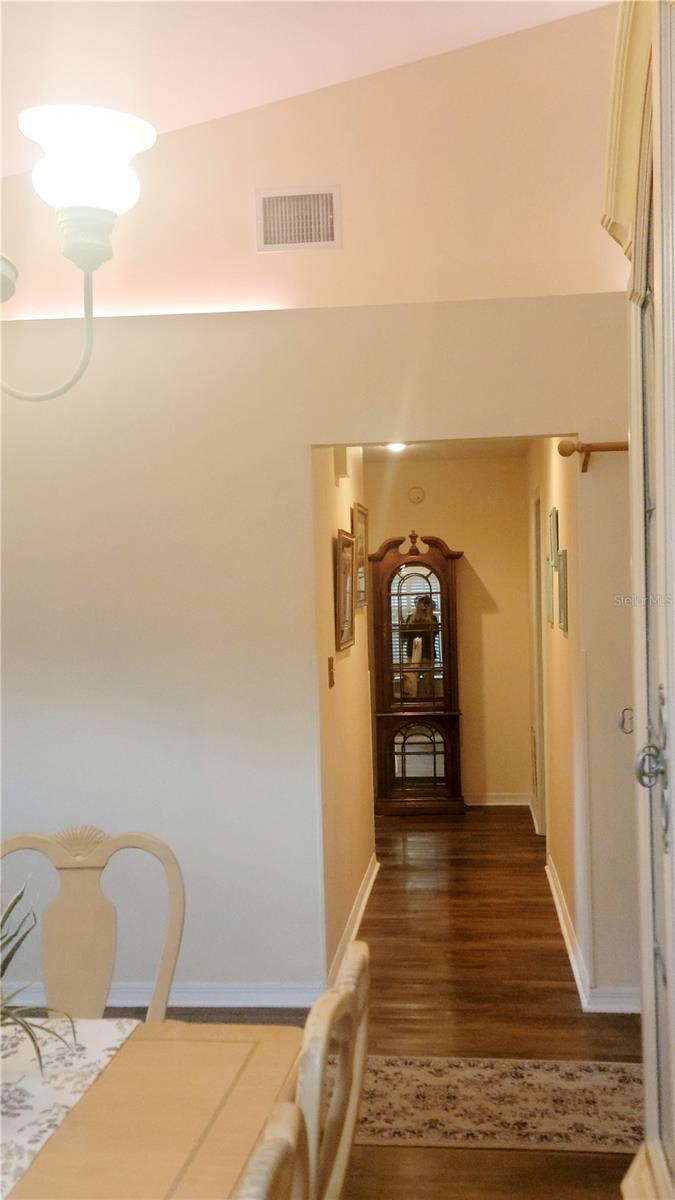 15301 MONTREAT WAY, TAMPA, FL — photo 17