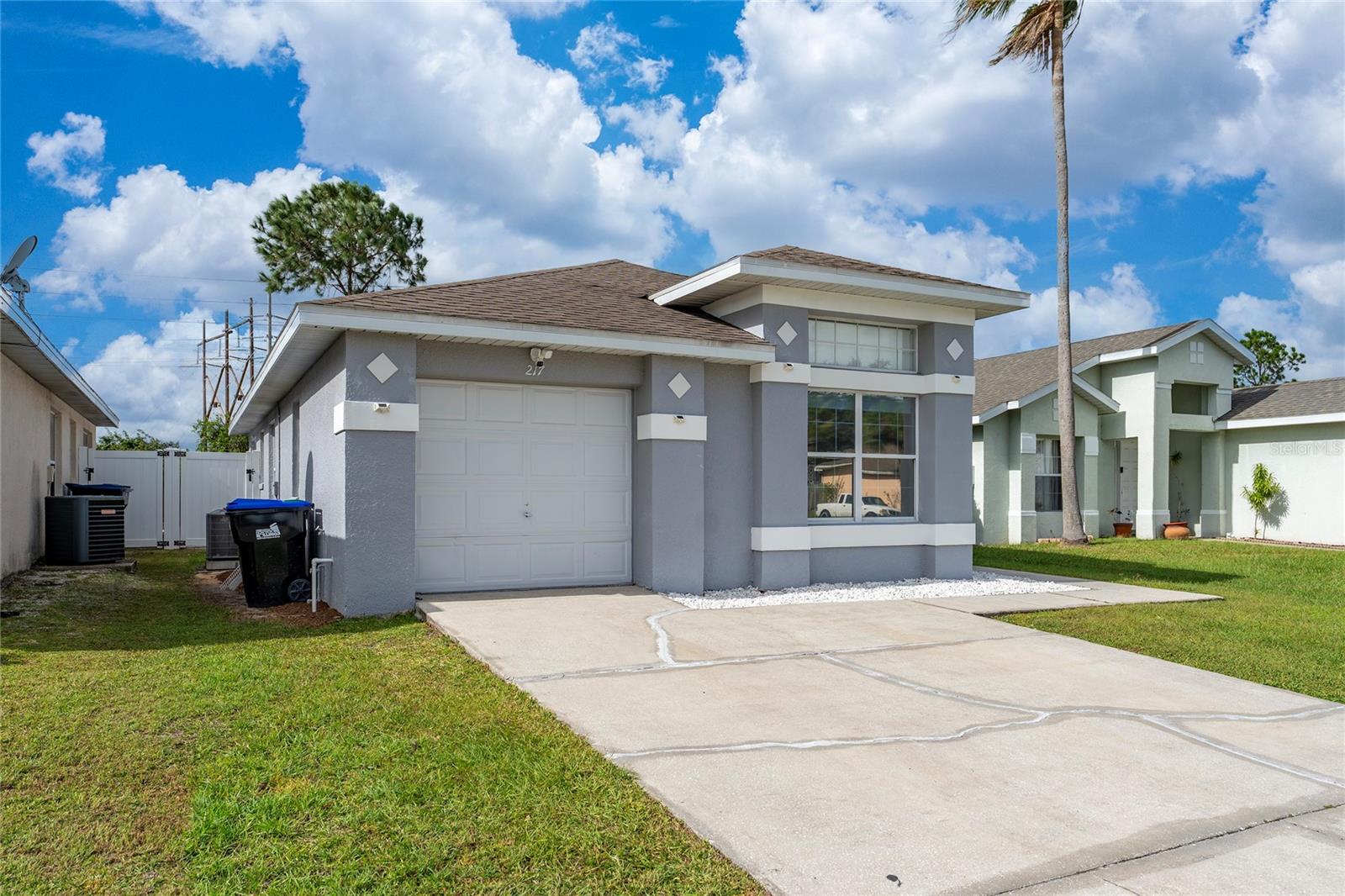 217 WOODBAY CT, ORLANDO, FL — photo 2