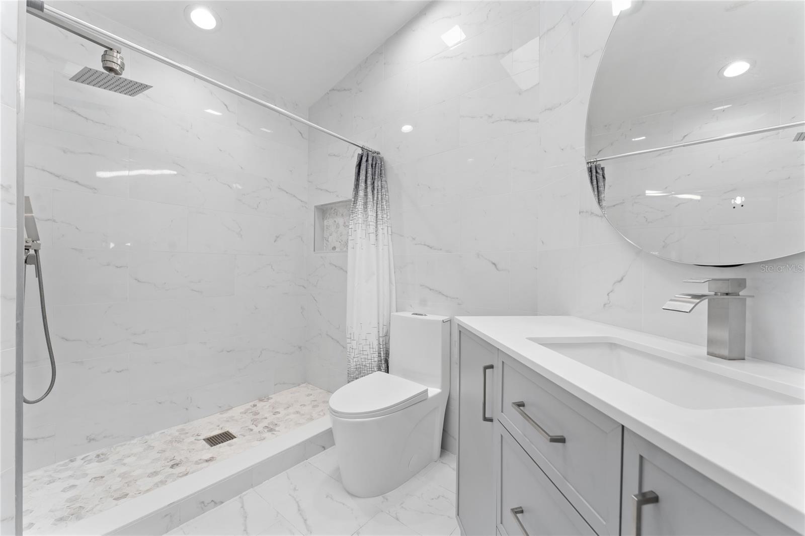 217 WOODBAY CT, ORLANDO, FL — photo 13