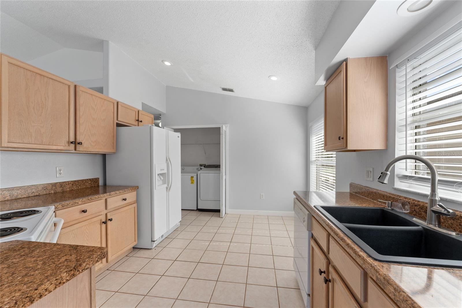 217 WOODBAY CT, ORLANDO, FL — photo 16