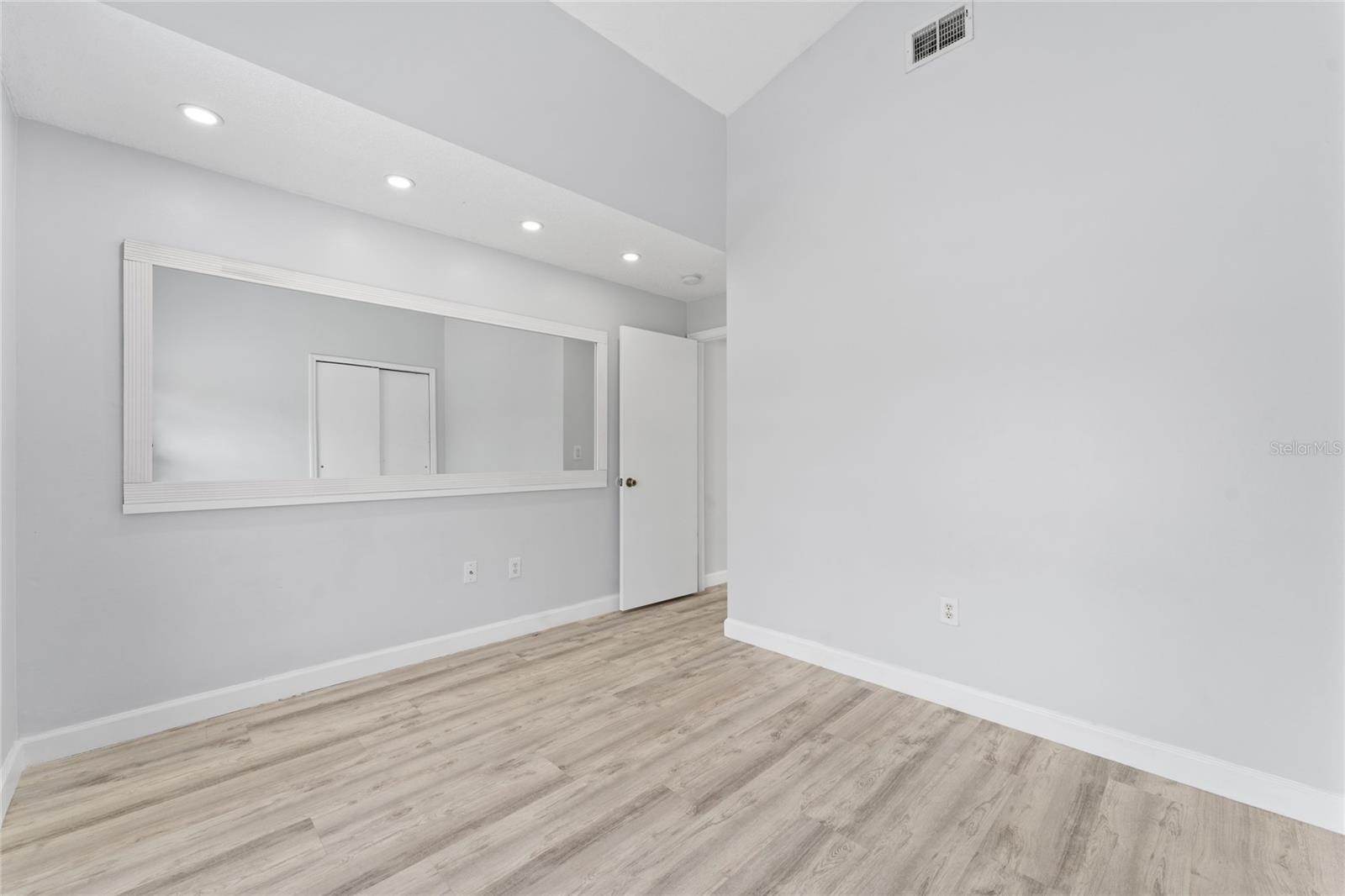 217 WOODBAY CT, ORLANDO, FL — photo 22