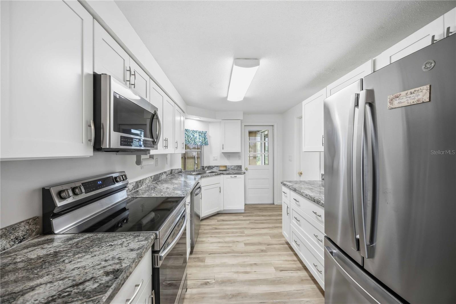 3249 SUNRISE TRL, PORT CHARLOTTE, FL — photo 11