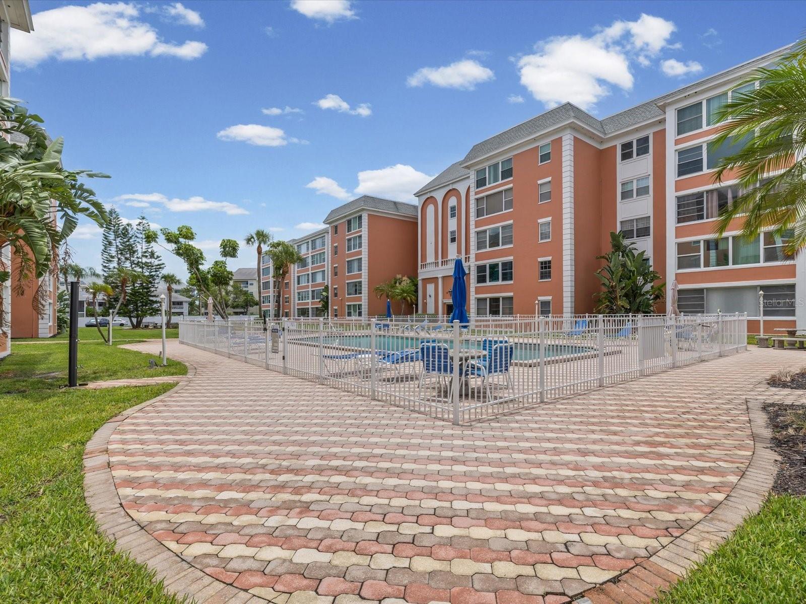 6800 20TH AVE N #503, ST PETERSBURG, FL — photo 26
