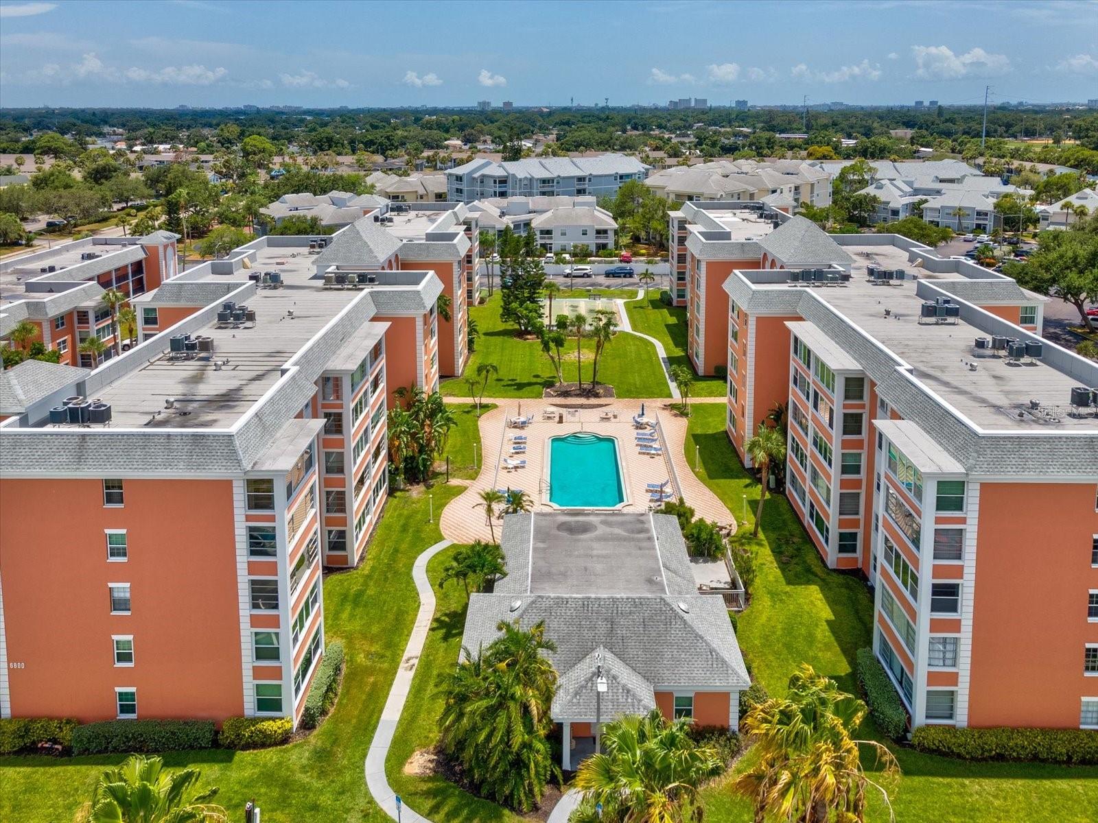 6800 20TH AVE N #503, ST PETERSBURG, FL — photo 37