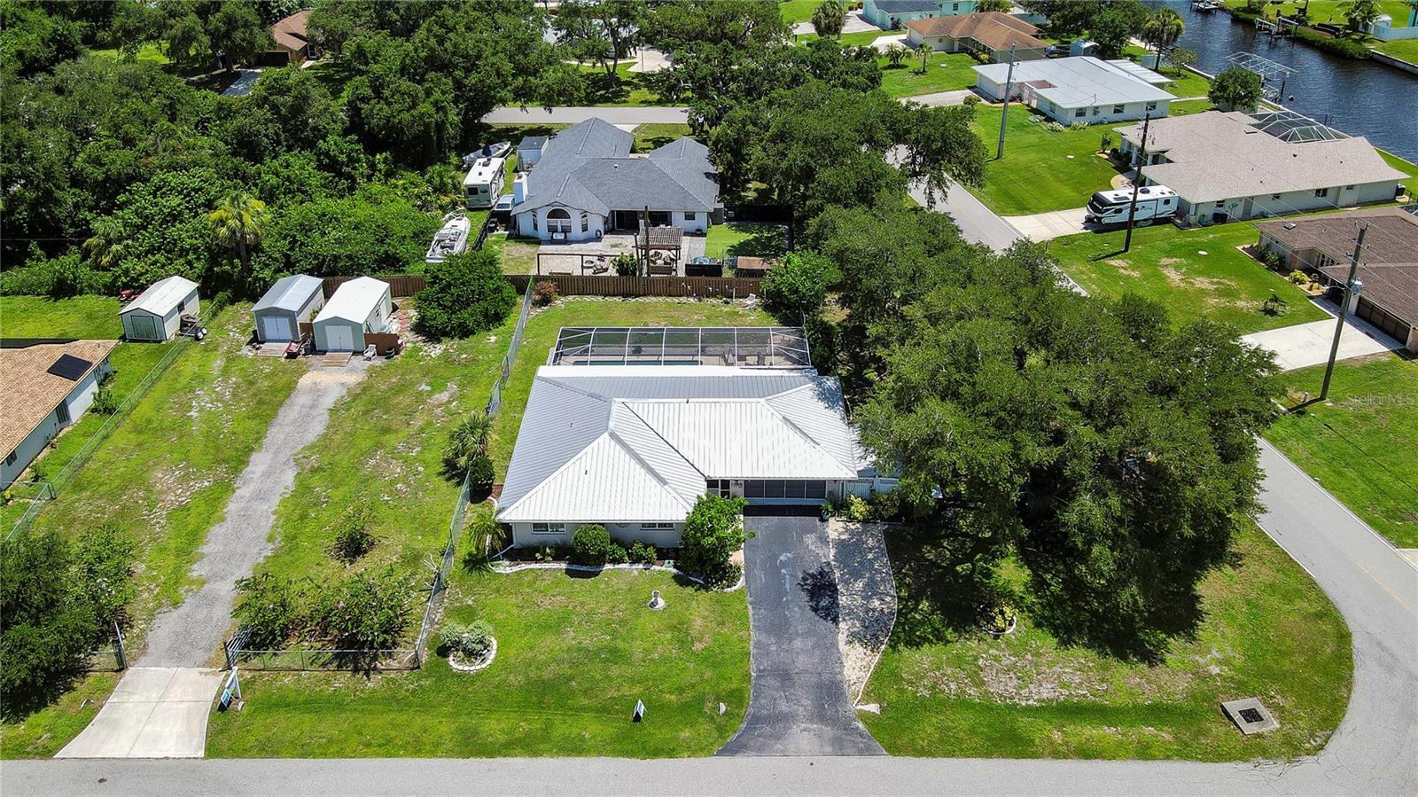 1175 BEAUMONT AVE, PORT CHARLOTTE, FL — photo 2