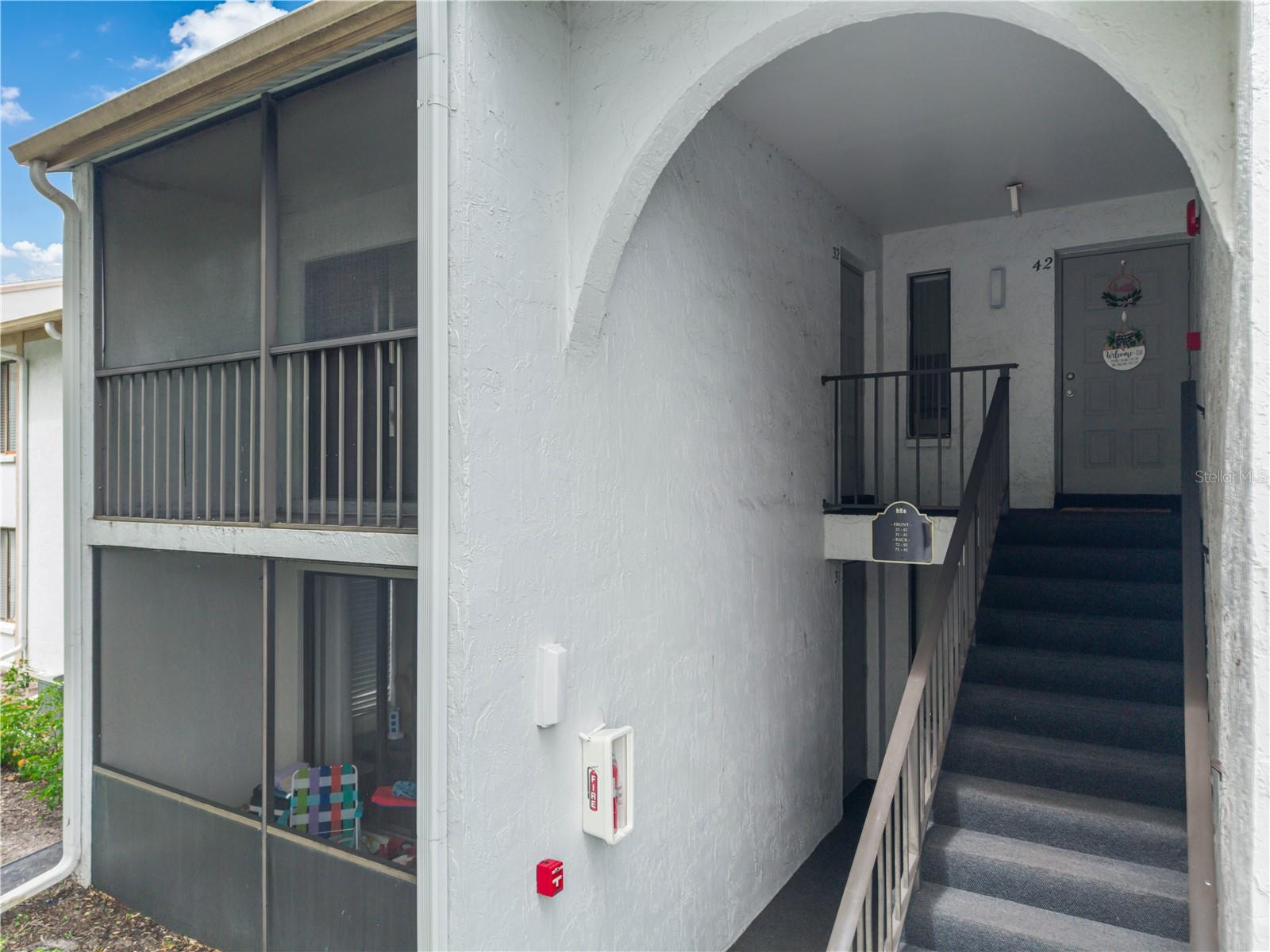 8201 SUN SPRING CIR #C2, ORLANDO, FL — photo 2