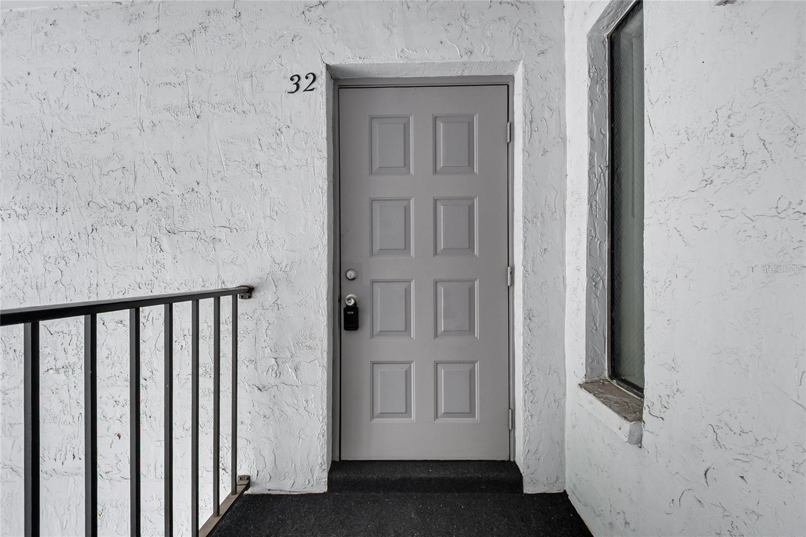 8201 SUN SPRING CIR #C2, ORLANDO, FL — photo 3