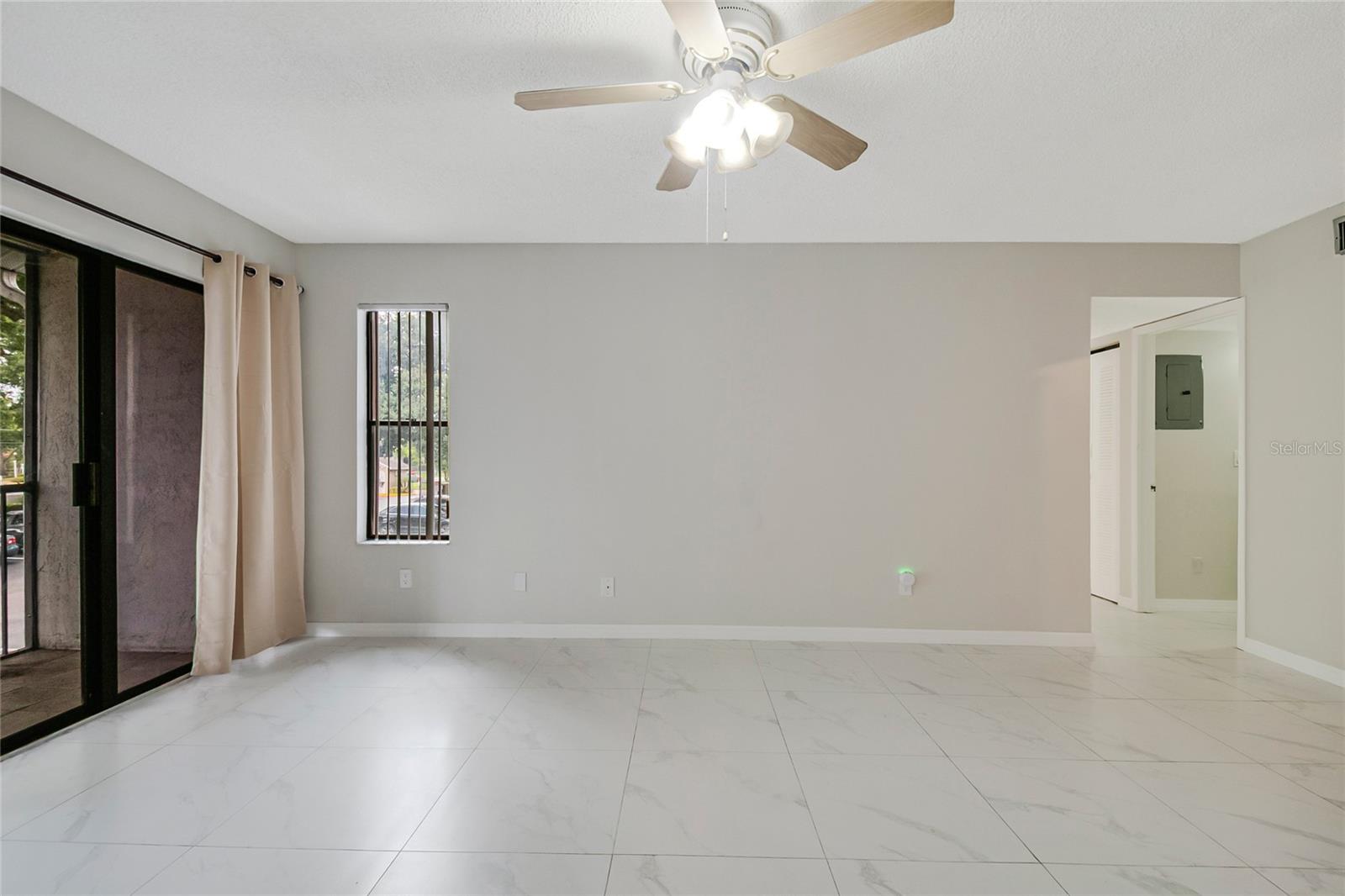 8201 SUN SPRING CIR #C2, ORLANDO, FL — photo 5
