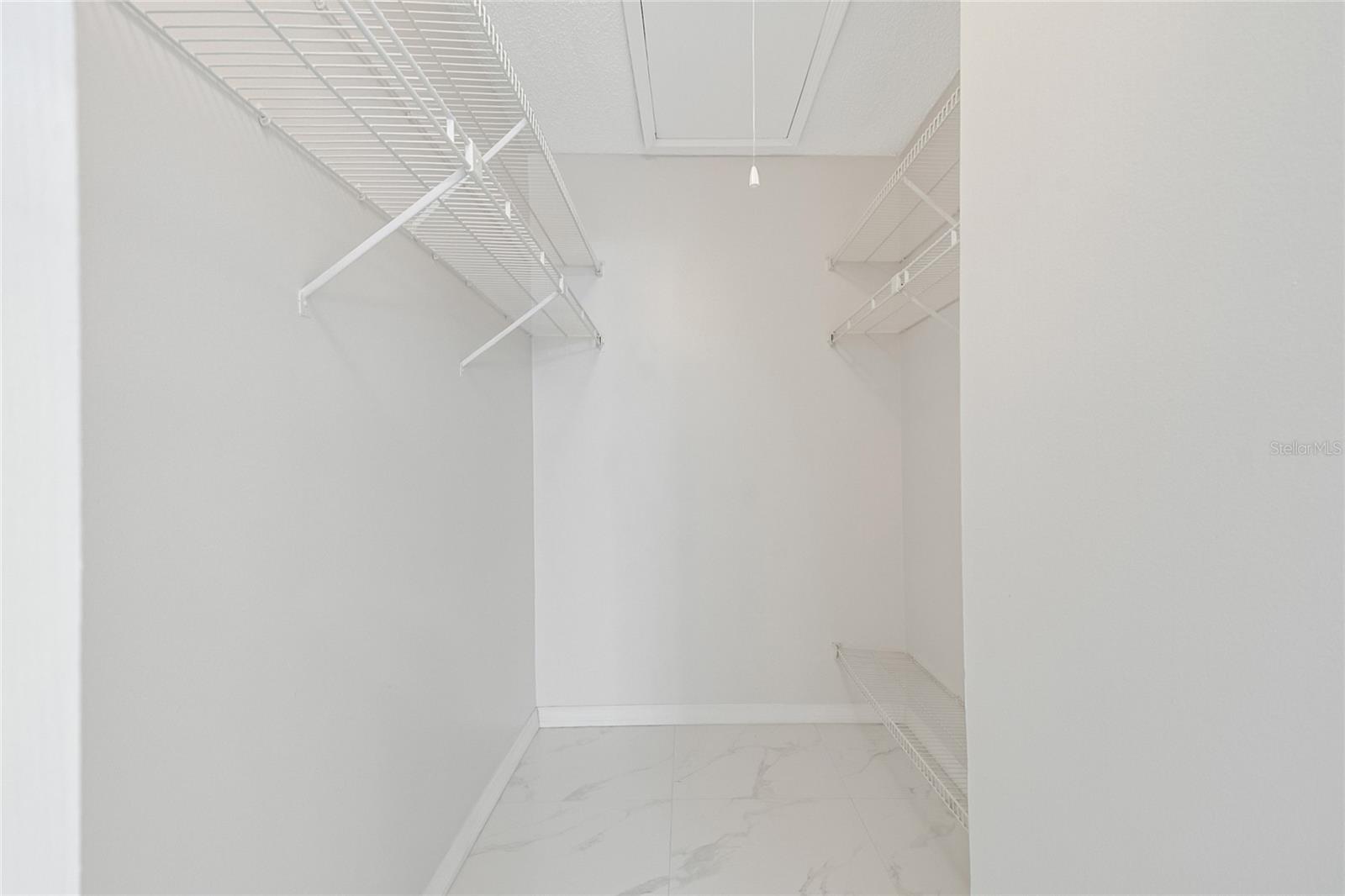 8201 SUN SPRING CIR #C2, ORLANDO, FL — photo 32