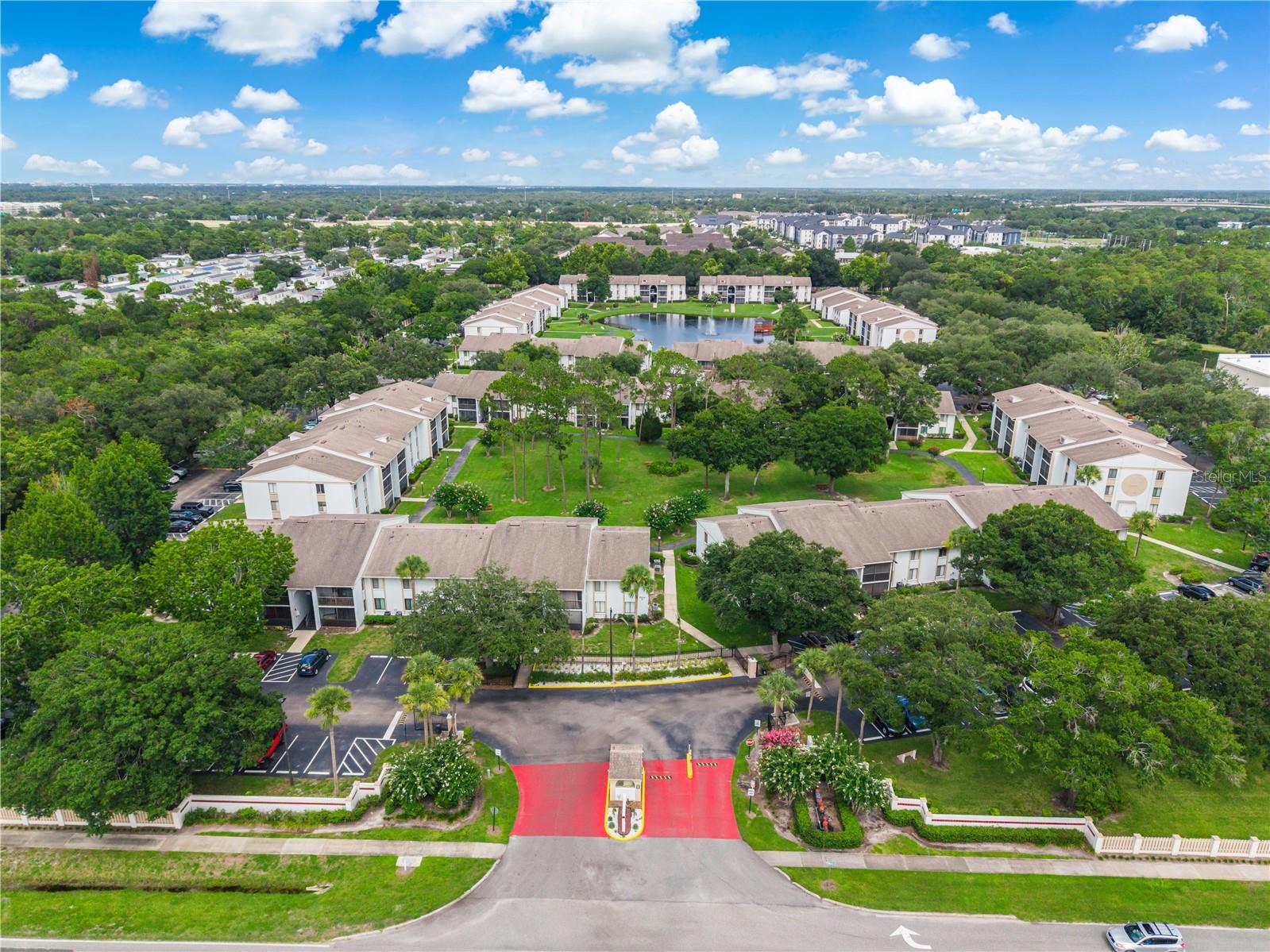 8201 SUN SPRING CIR #C2, ORLANDO, FL — photo 41