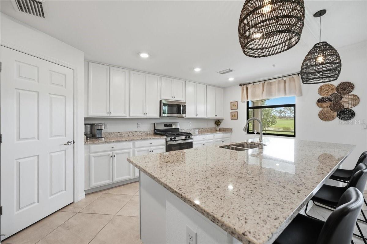 6055 WORSHAM LN #101, BRADENTON, FL — photo 17
