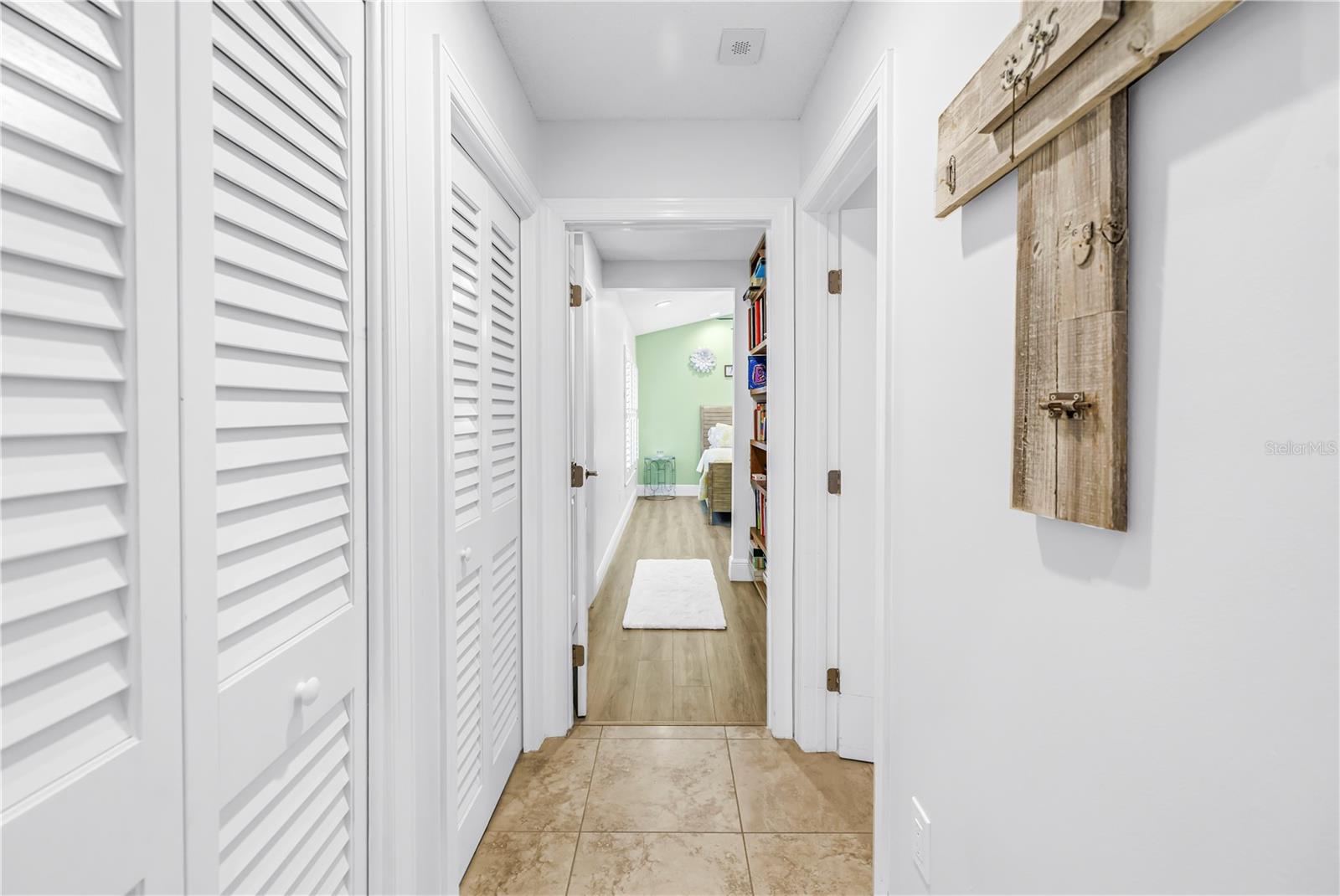 2837 SABER DR, CLEARWATER, FL — photo 31