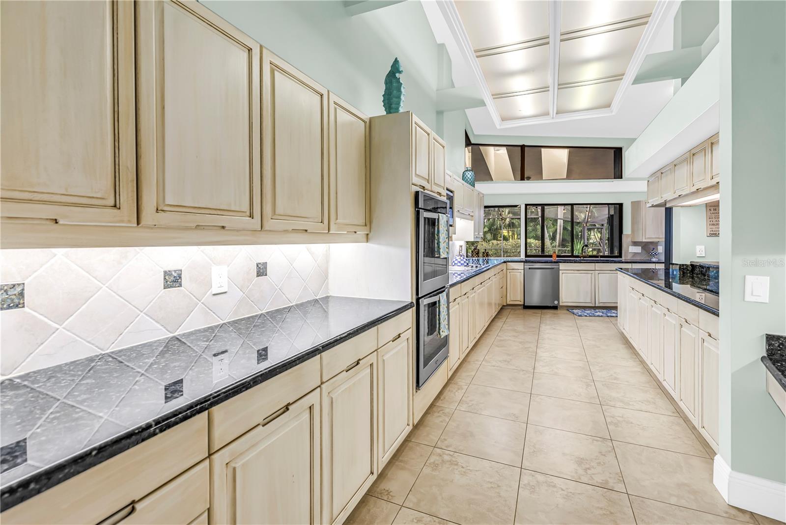 2837 SABER DR, CLEARWATER, FL — photo 42