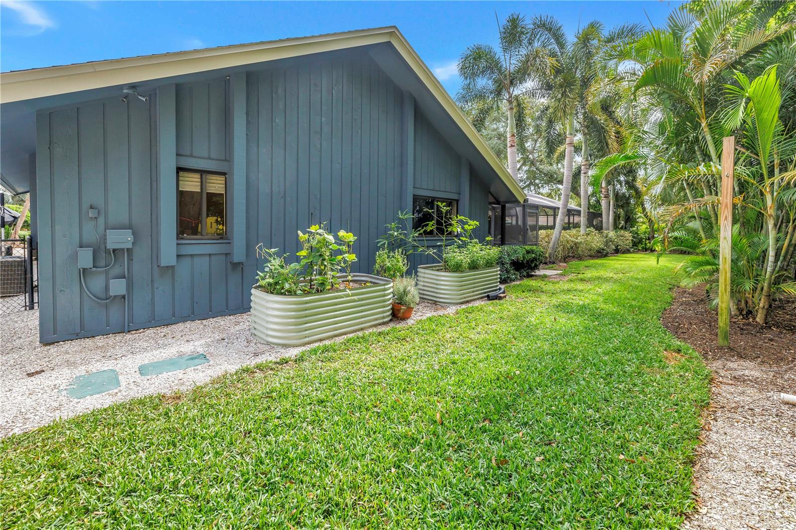 2837 SABER DR, CLEARWATER, FL — photo 88