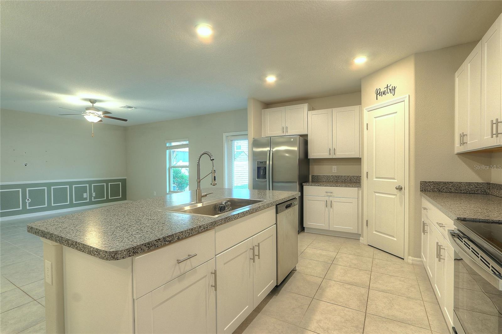 7217 RONNIE GARDENS CT, TAMPA, FL — photo 5