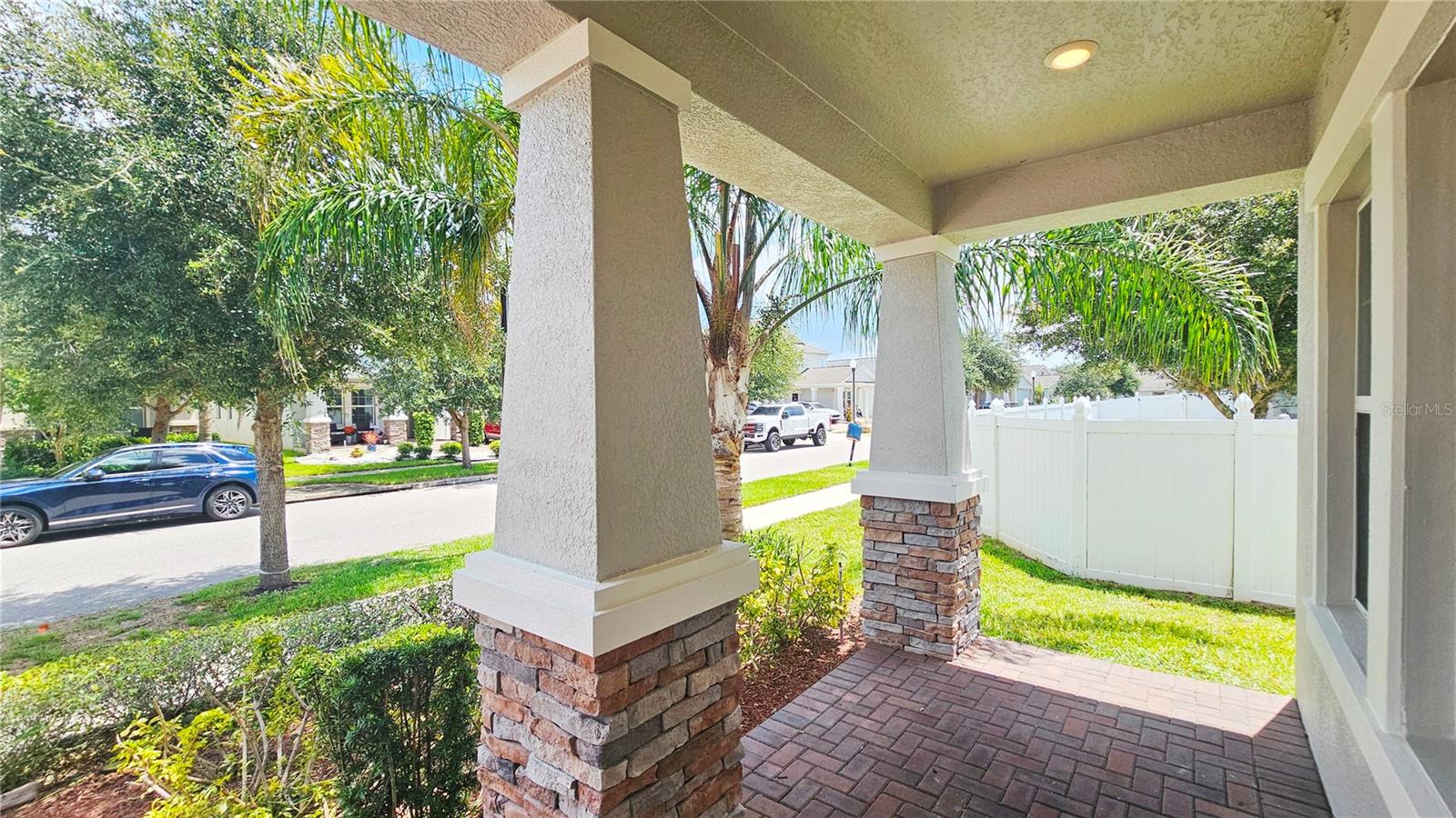 11048 SWEETGUM WOODS DR, ORLANDO, FL — photo 3