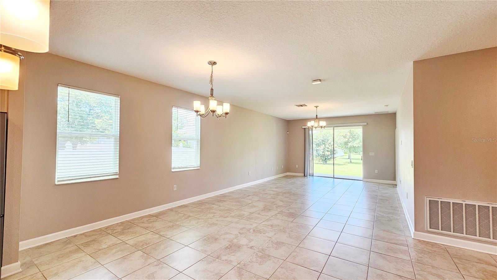 11048 SWEETGUM WOODS DR, ORLANDO, FL — photo 4