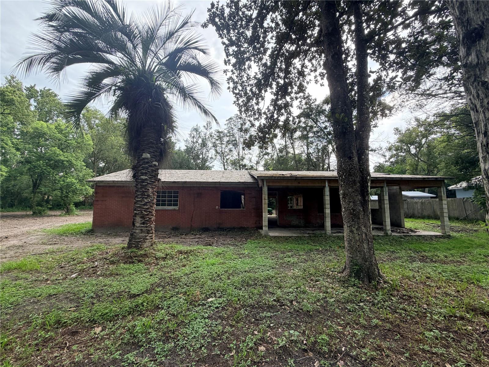 343 LINCOLN AVE, BROOKSVILLE, FL