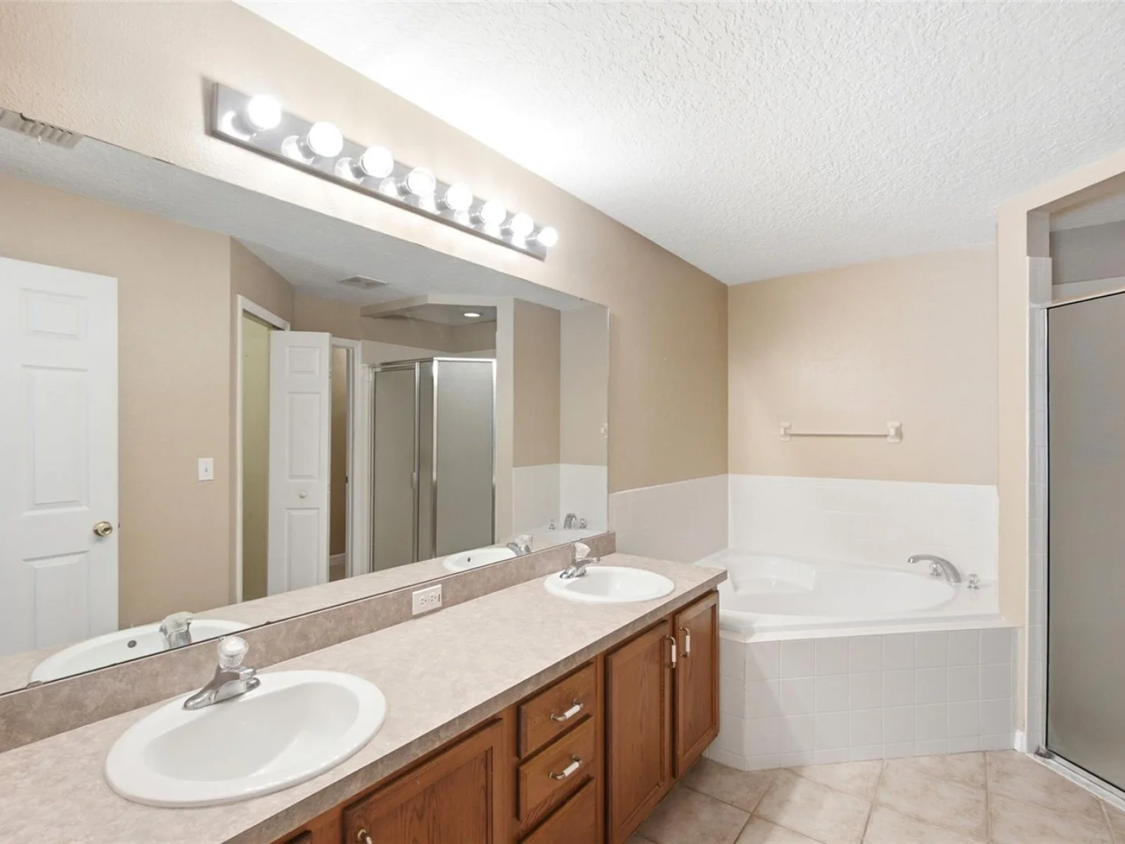 2255 MERRY RD, TAVARES, FL — photo 21