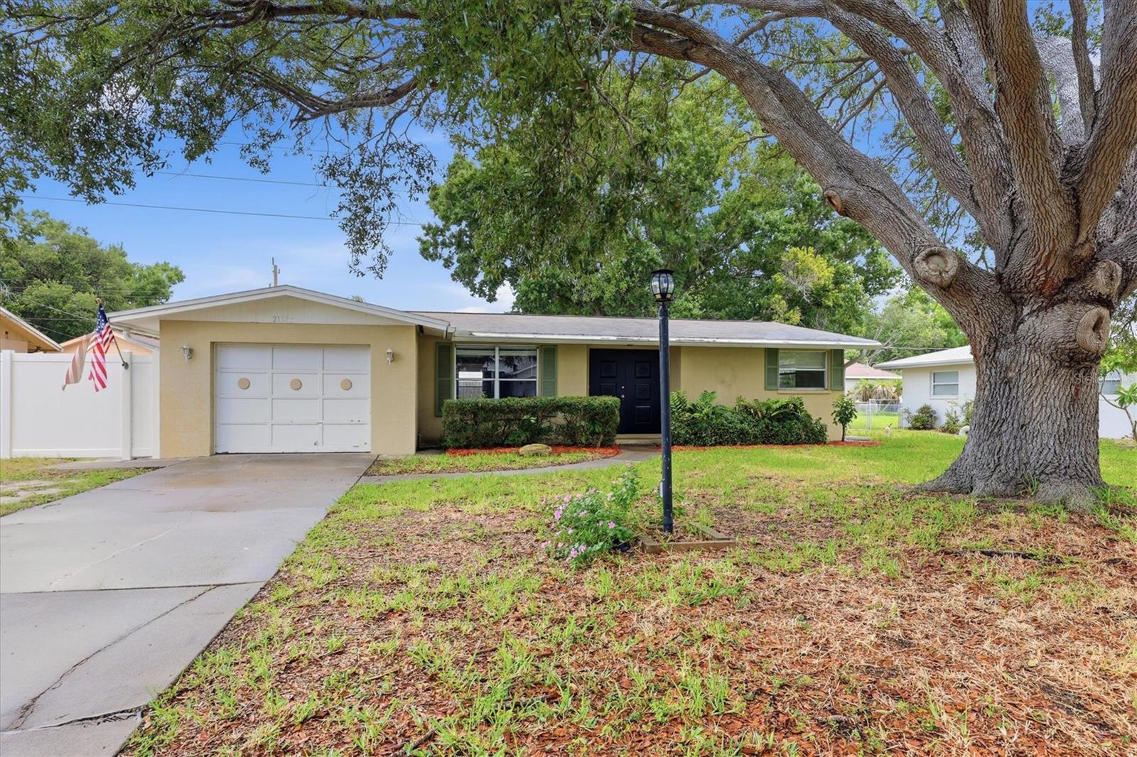 2173 FIESTA DR, SARASOTA, FL