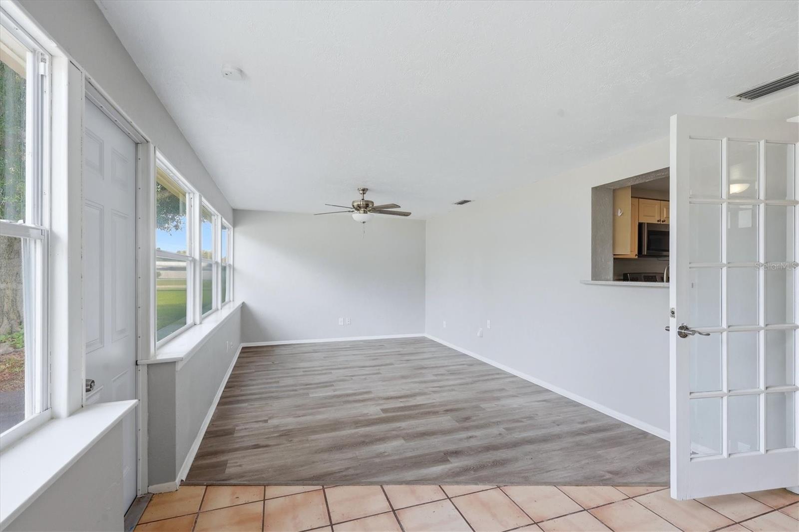 2173 FIESTA DR, SARASOTA, FL — photo 6