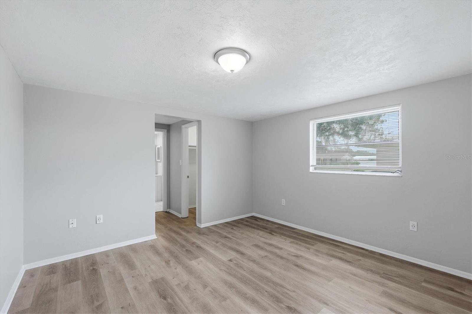 2173 FIESTA DR, SARASOTA, FL — photo 21
