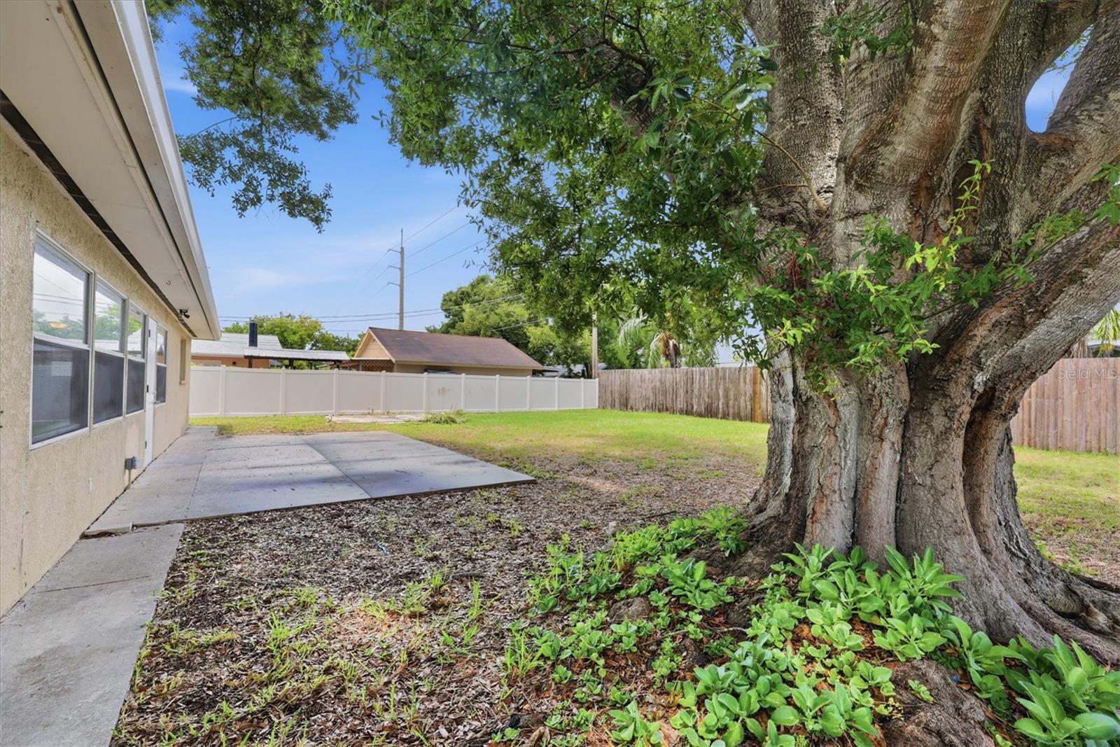 2173 FIESTA DR, SARASOTA, FL — photo 31