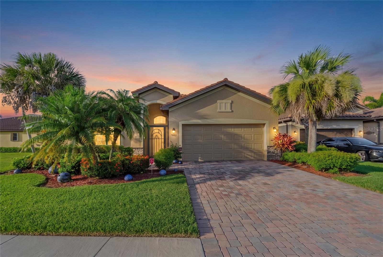 3652 TREASURE COVE CIR, NAPLES, FL