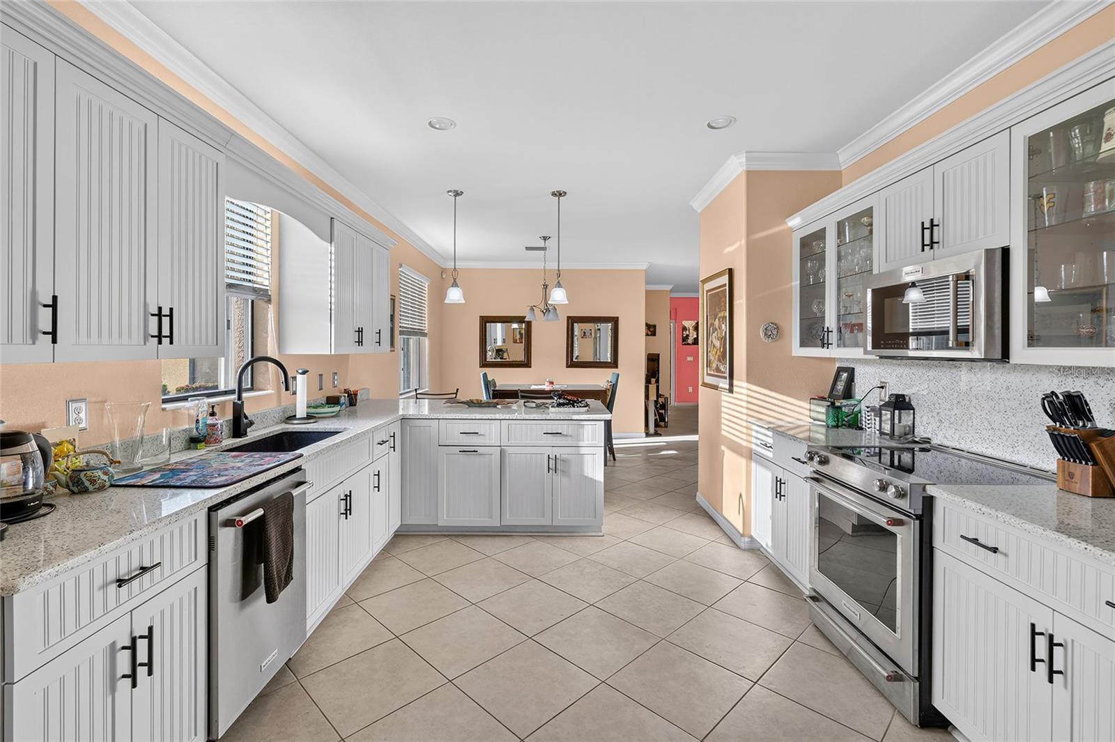 3652 TREASURE COVE CIR, NAPLES, FL — photo 7