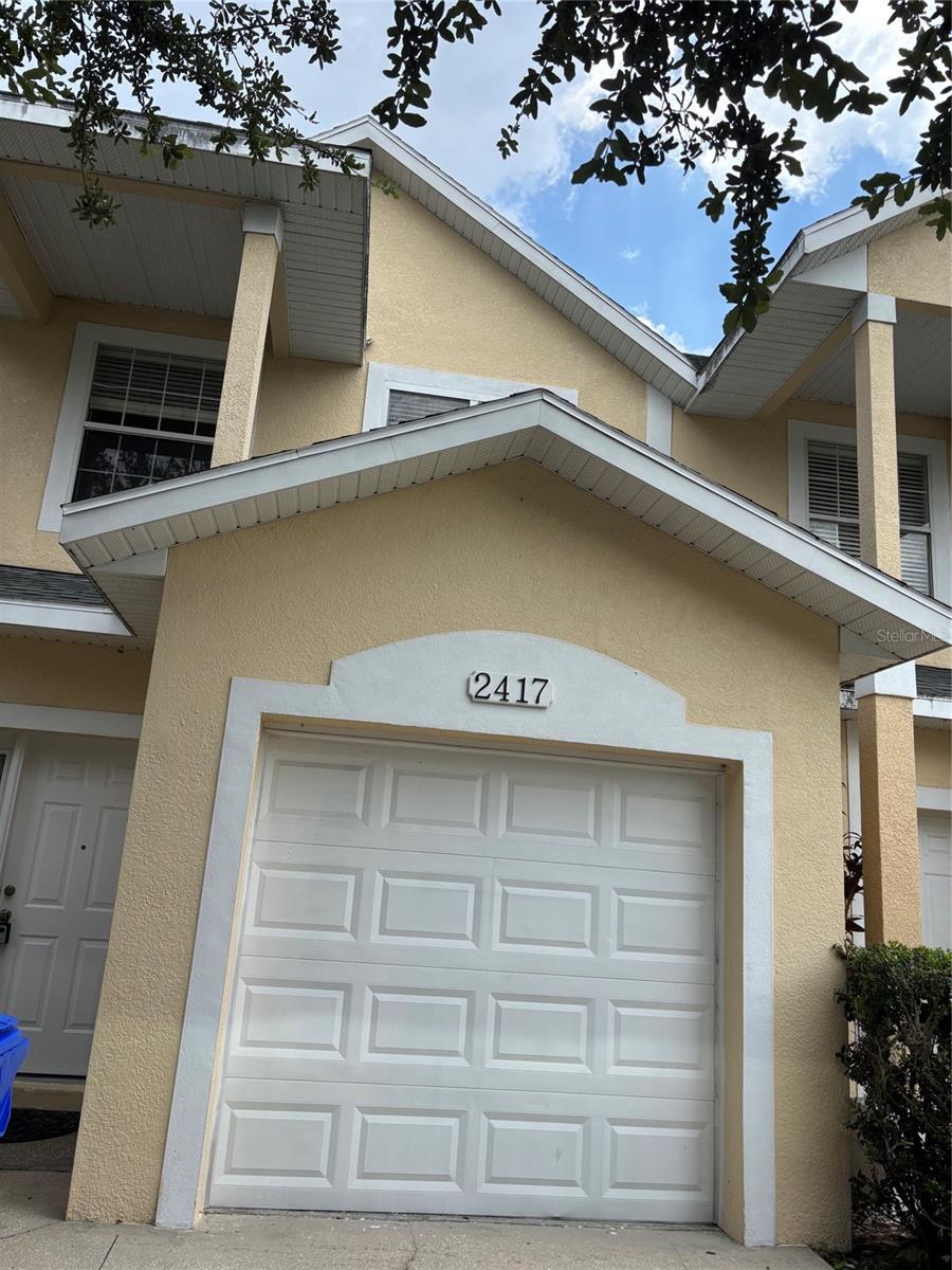 2417 TEMPLE GROVE LN, KISSIMMEE, FL