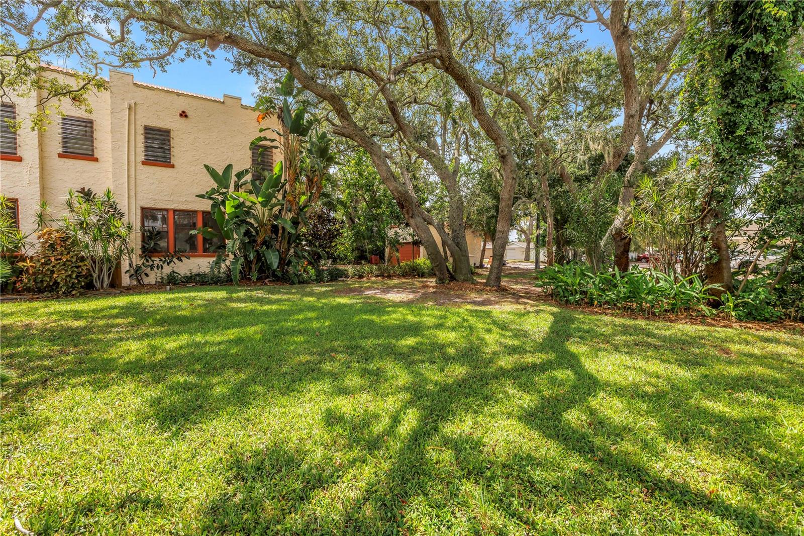 6120 5TH AVE S, ST PETERSBURG, FL — photo 33