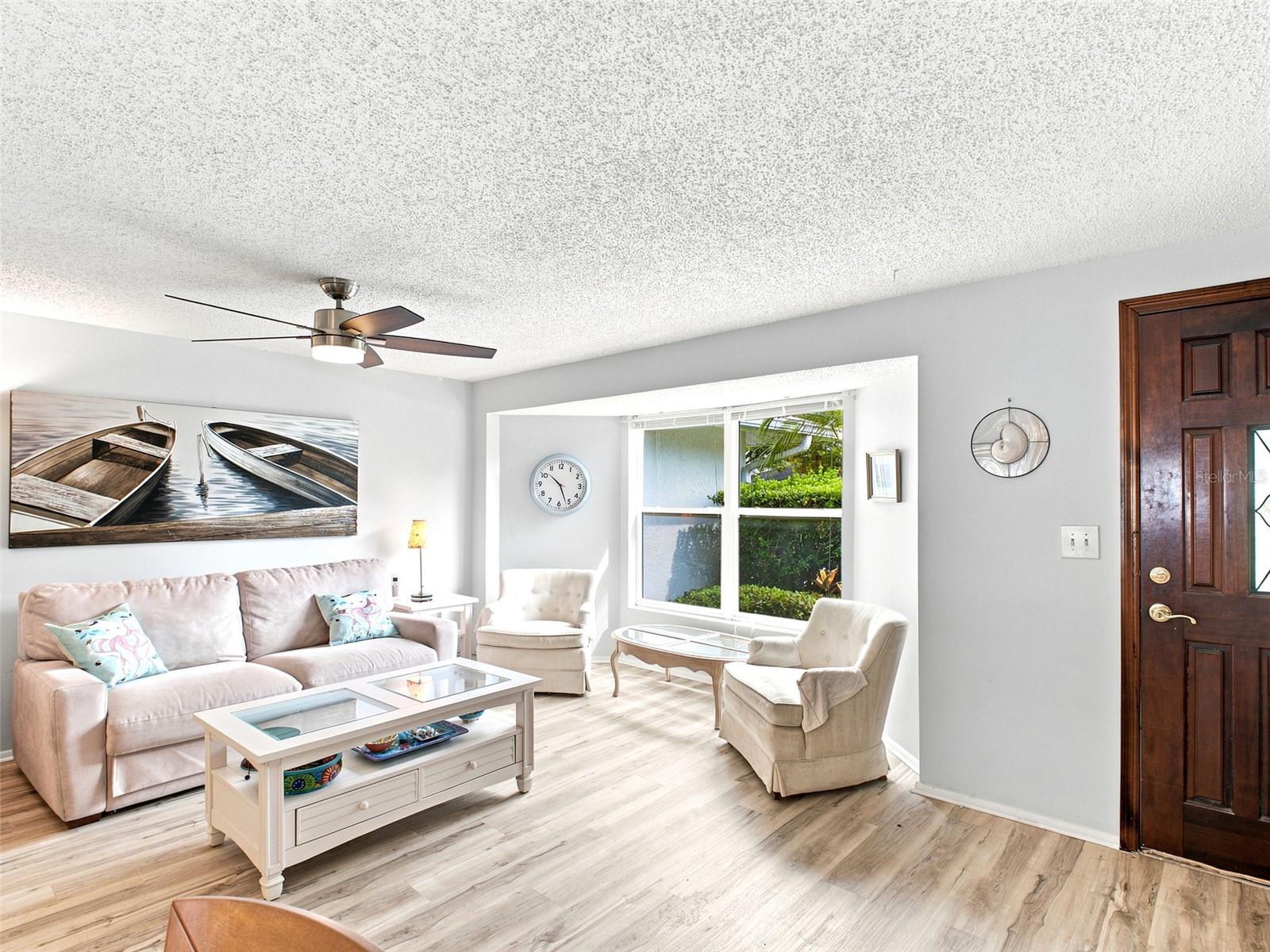 1071 PERSIMMON DR, PALM HARBOR, FL — photo 7