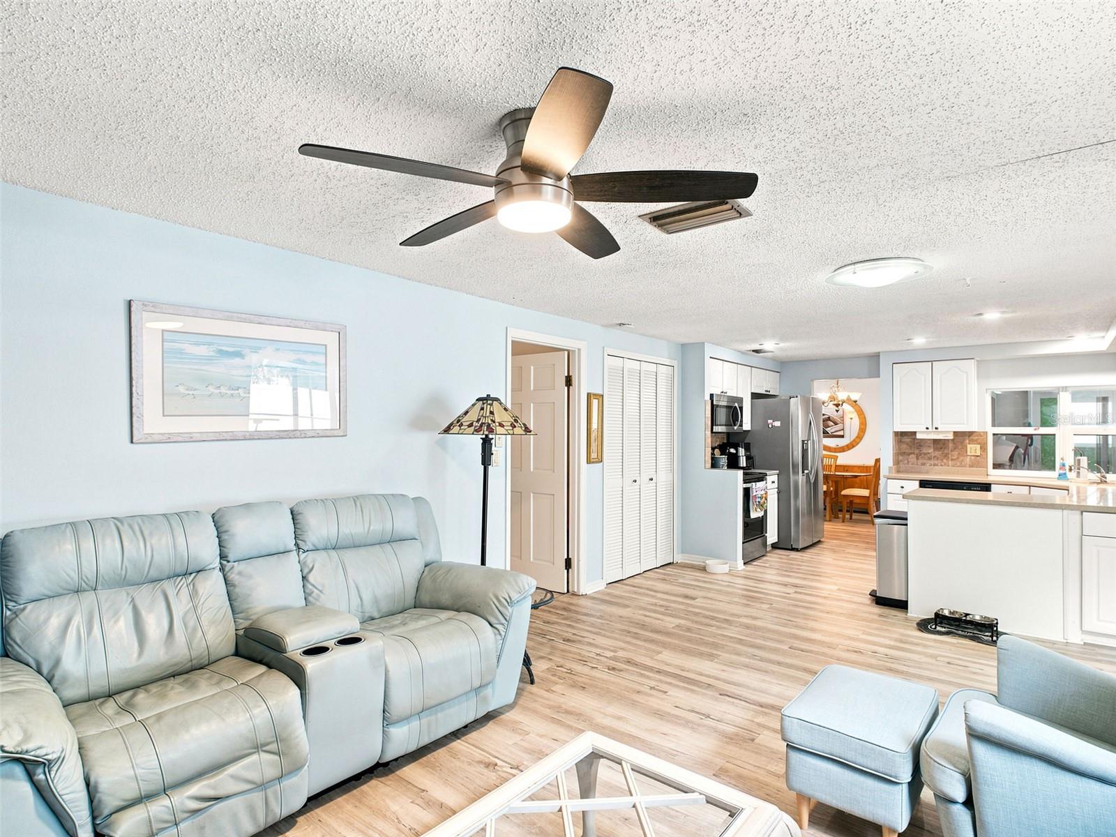1071 PERSIMMON DR, PALM HARBOR, FL — photo 14