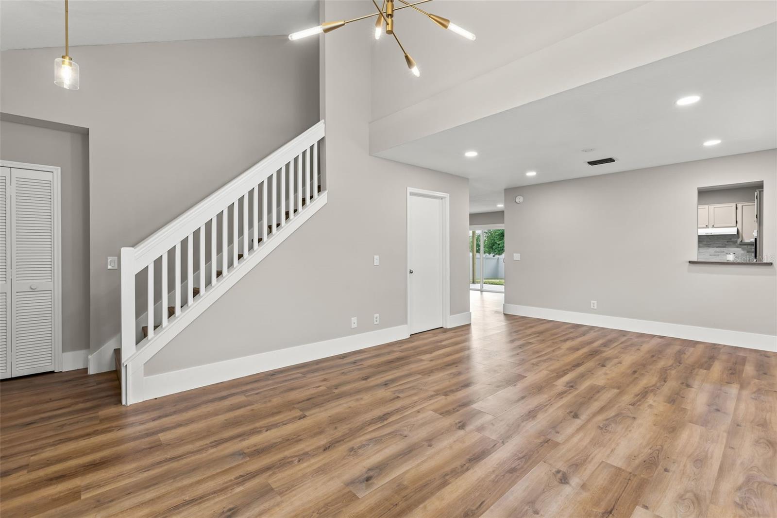 11462 COMMERCIAL ST, ORLANDO, FL — photo 6