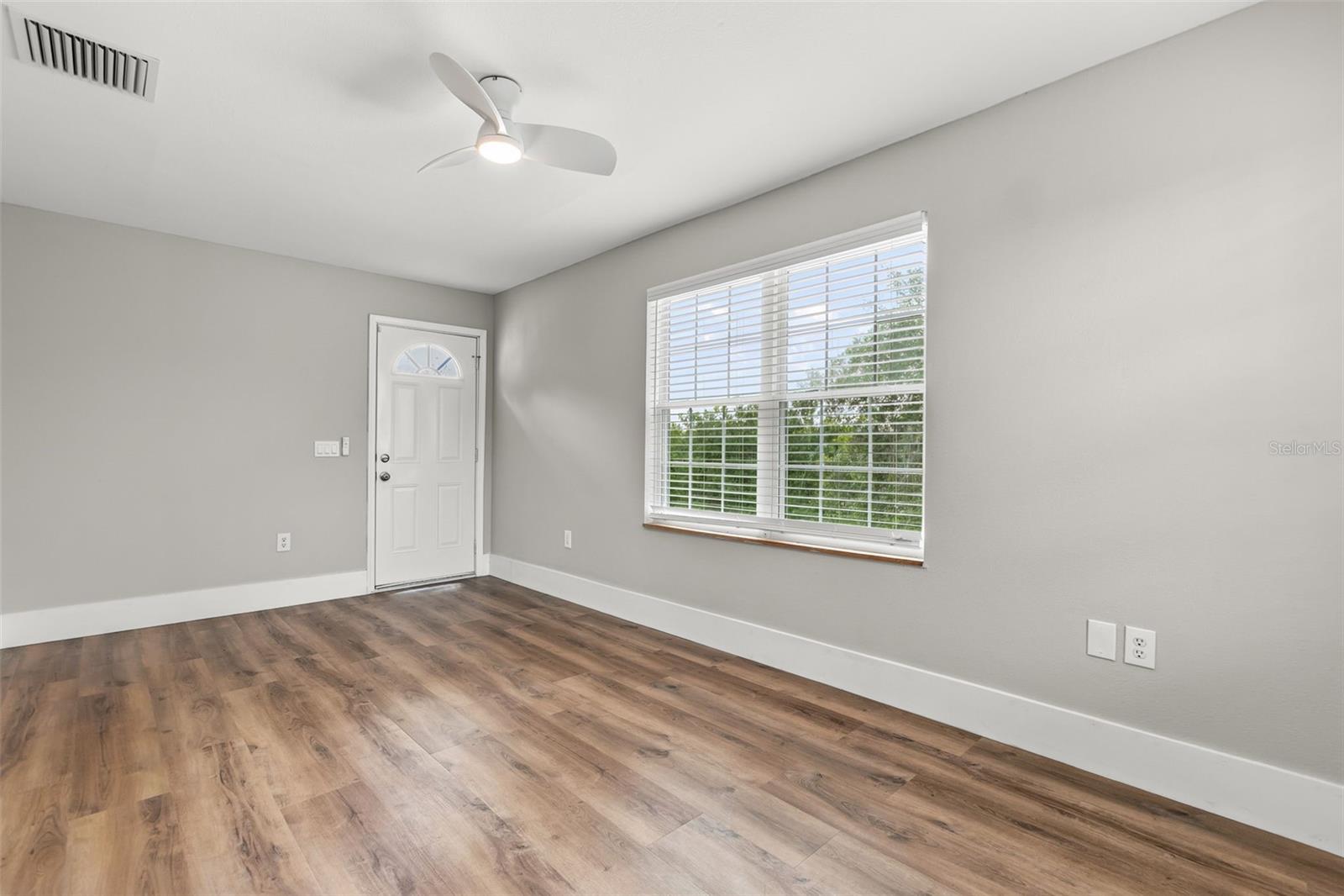 11462 COMMERCIAL ST, ORLANDO, FL — photo 27