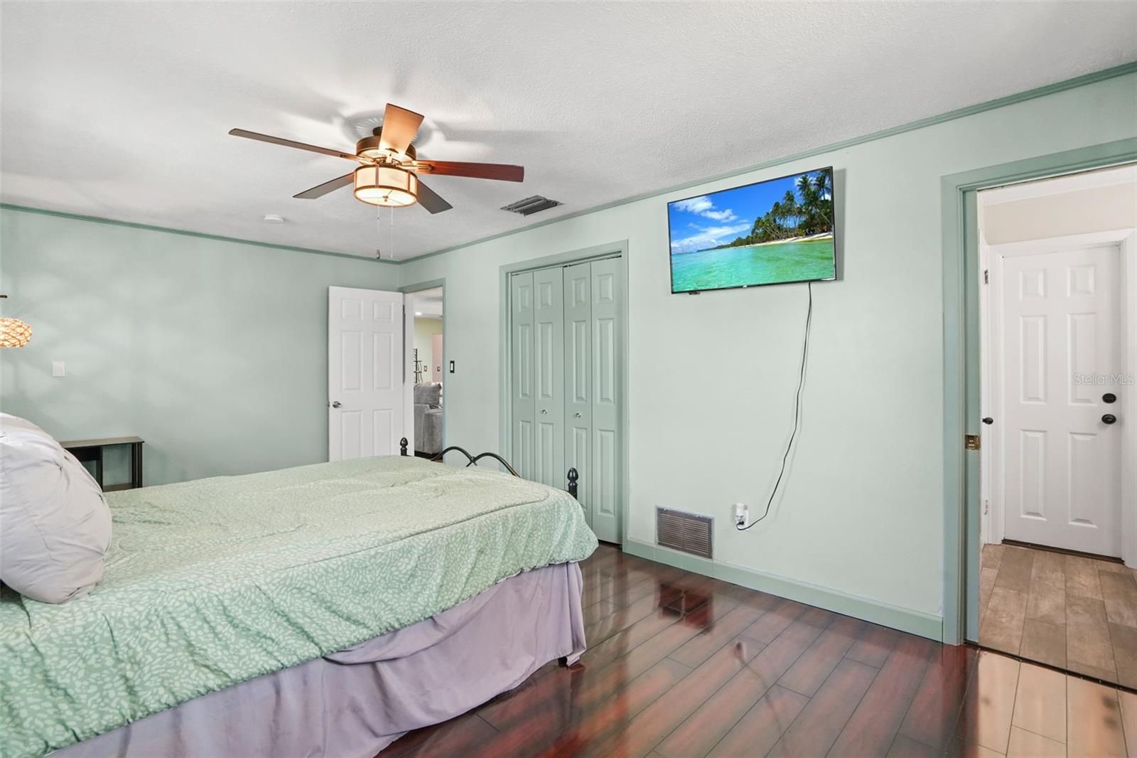 1564 SANTA MONICA DR, DUNEDIN, FL — photo 15